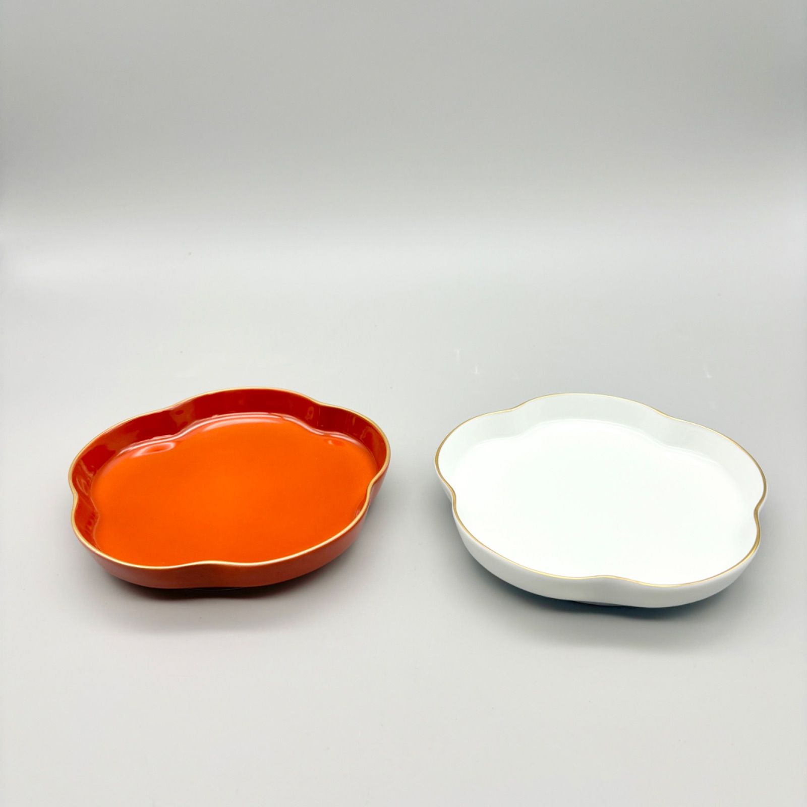 宮内庁御用達 有田焼 深川製磁 睦皿揃 梅花型 金彩縁 紅白梅 皿 浅鉢