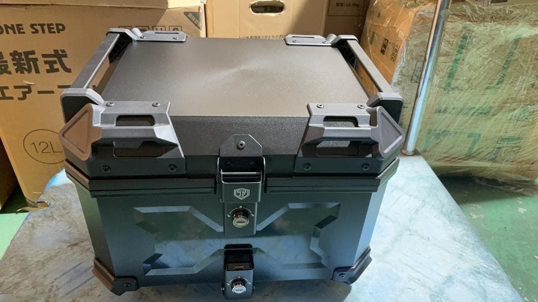 中古品リアボックス バイク用 リアボックス 45L ABS製 オール黒 - メルカリ