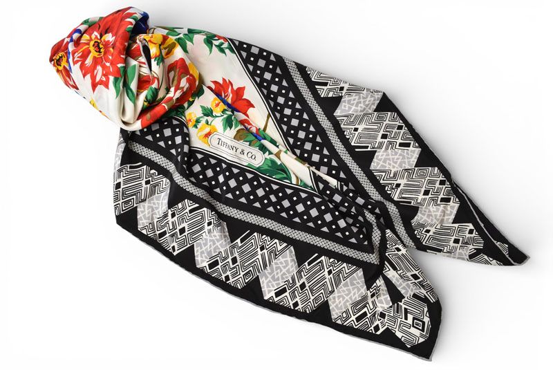 ティファニー 未使用 スカーフ Tiffany&co. シルクスカーフ フラワー