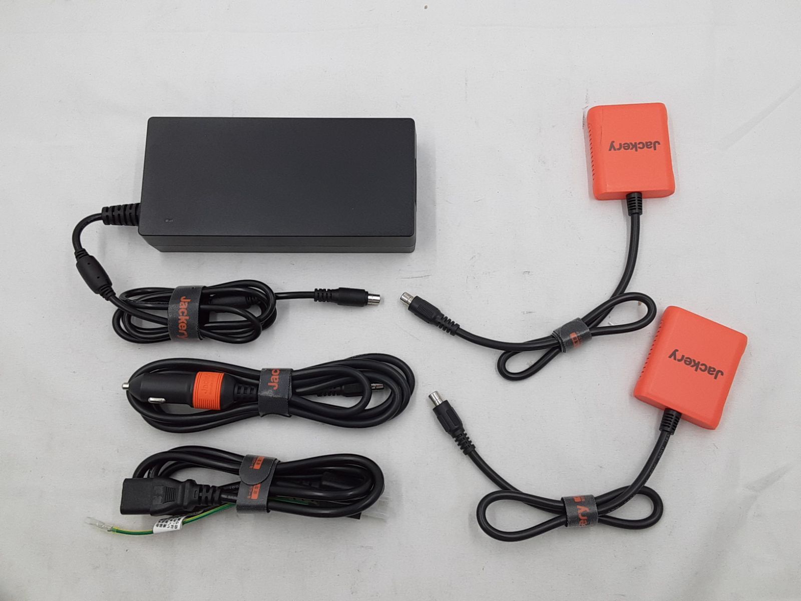 ☆ジャンク☆ Jackery ポータブル電源1500 PTB152 HKA300240A3-7D 中古
