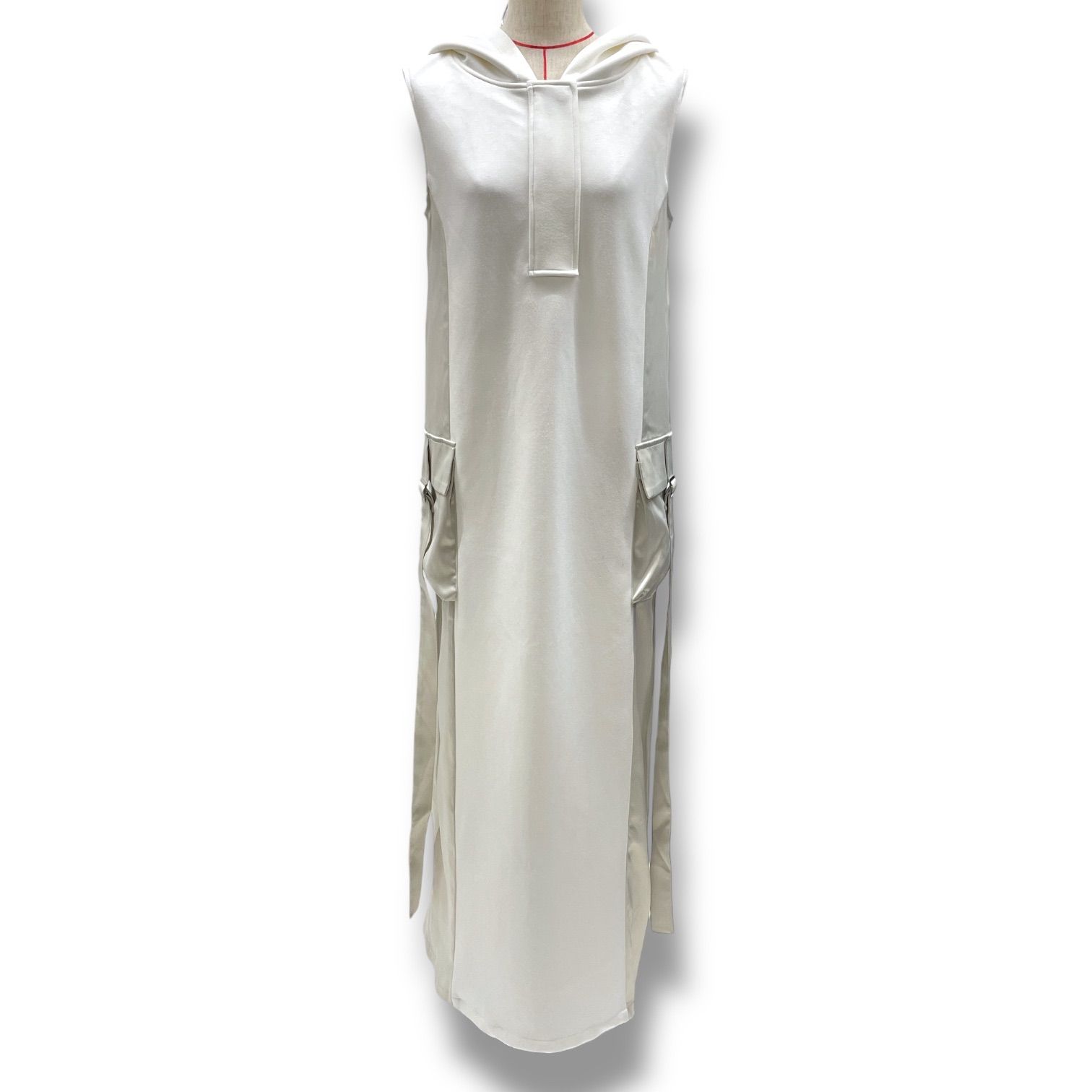 Glam Lips グラムリップス SATIN SWITCH フーディーワンピース ロング