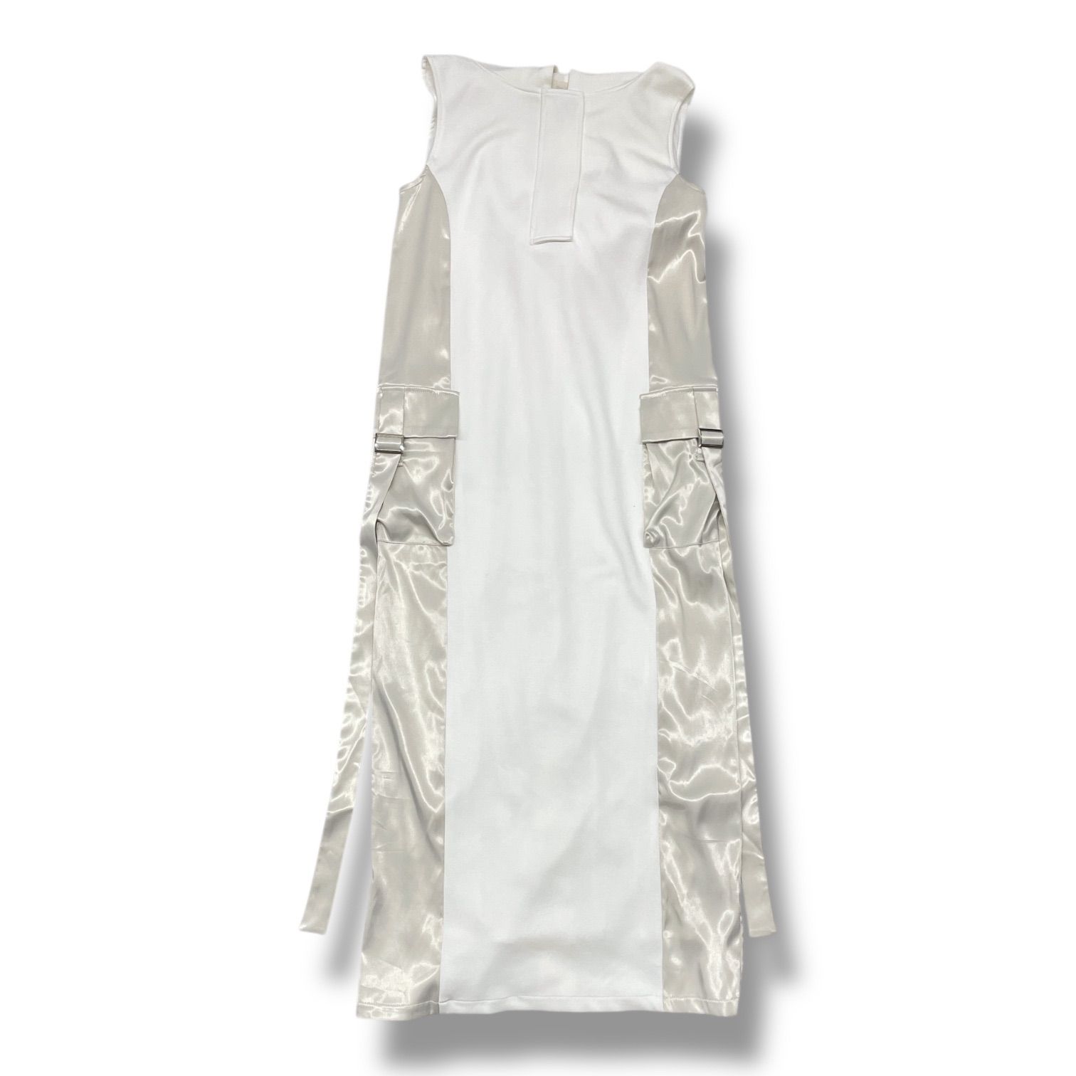 Glam Lips グラムリップス SATIN SWITCH フーディーワンピース ロング