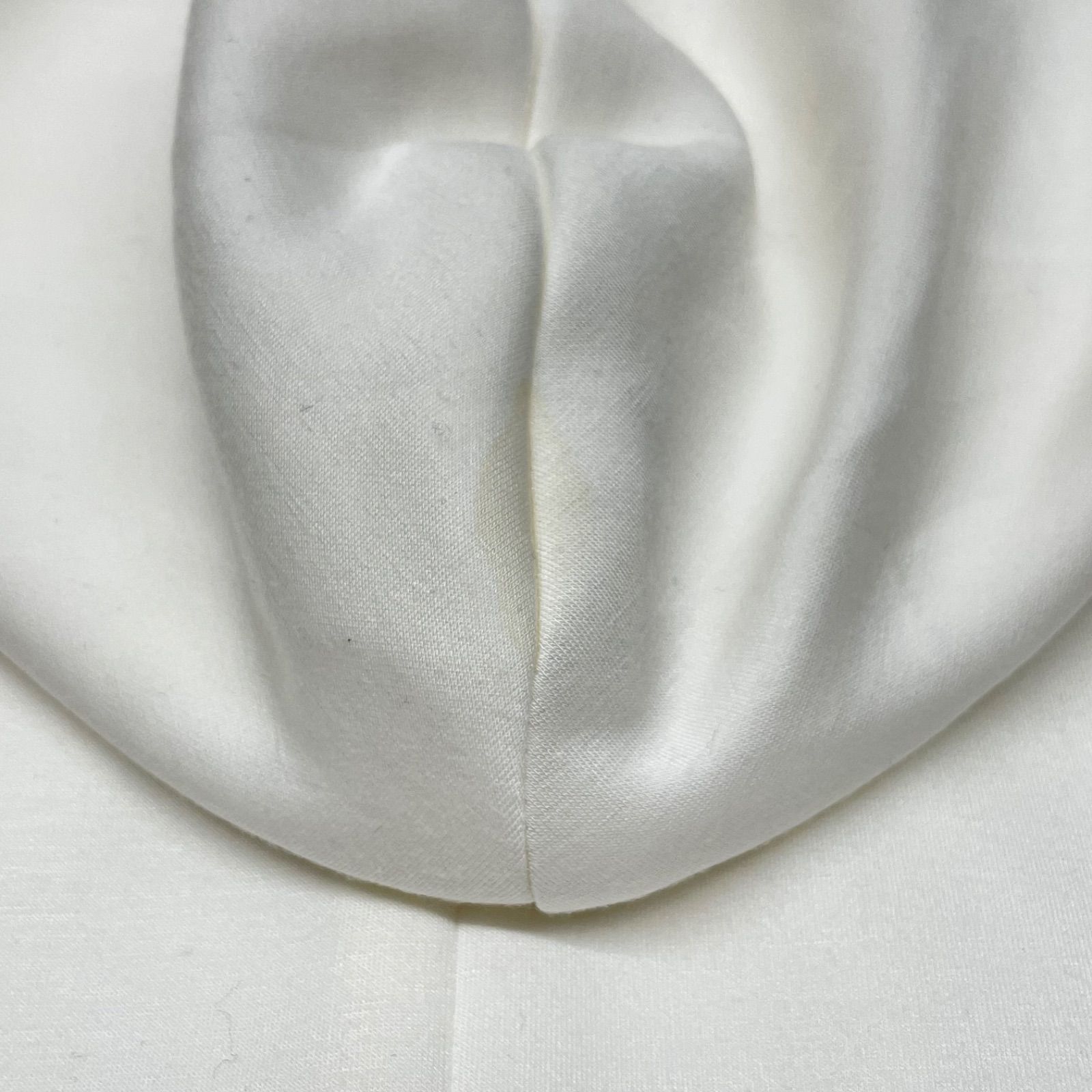 Glam Lips グラムリップス SATIN SWITCH フーディーワンピース ロング