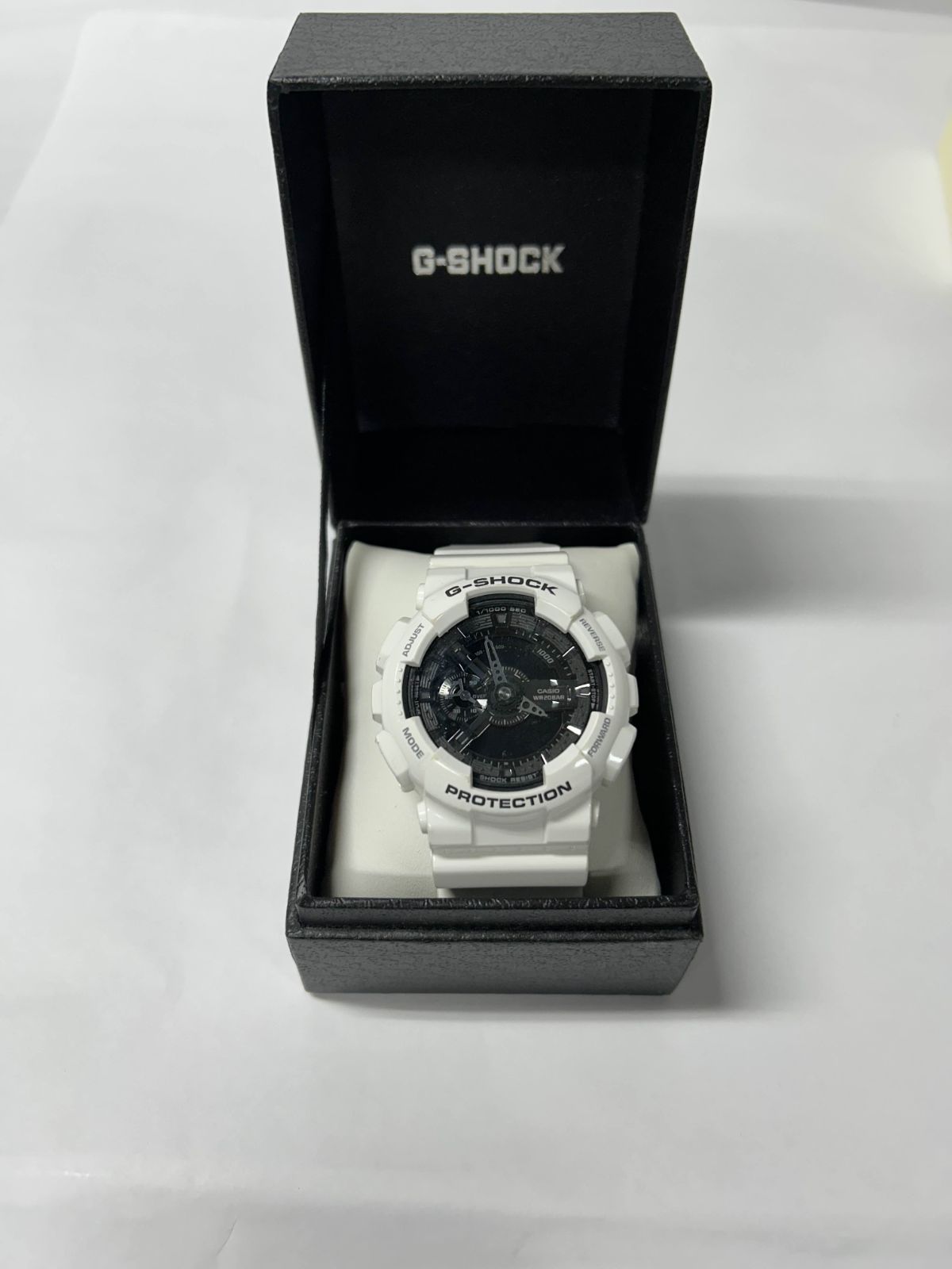 G-SHOCK Gショック GA-110GW ホワイト 白 黒 ビッグフェイス 箱付き 