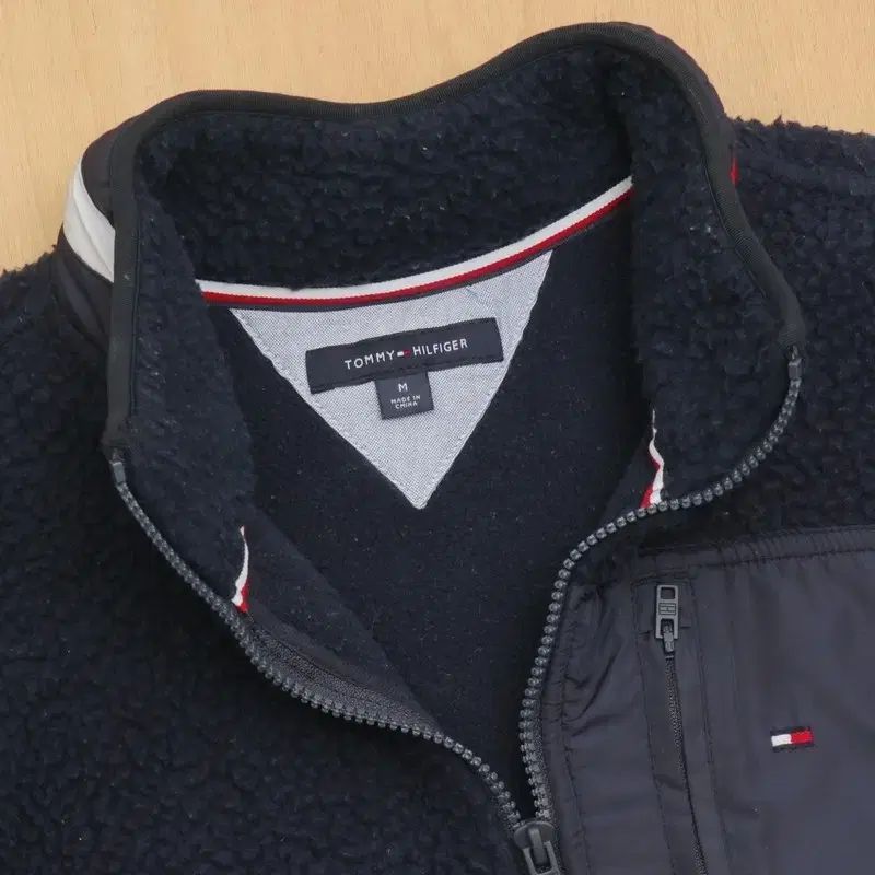 HILFIGER TOMMY トミーヒルフィガー フリースジャケット (トミー 