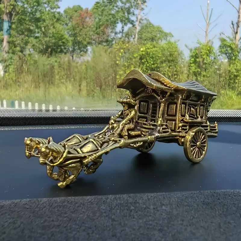 馬車のオブジェ　真鍮 イギリスから届いたアンティークのオブジェ、真鍮製のおしゃれな馬車の