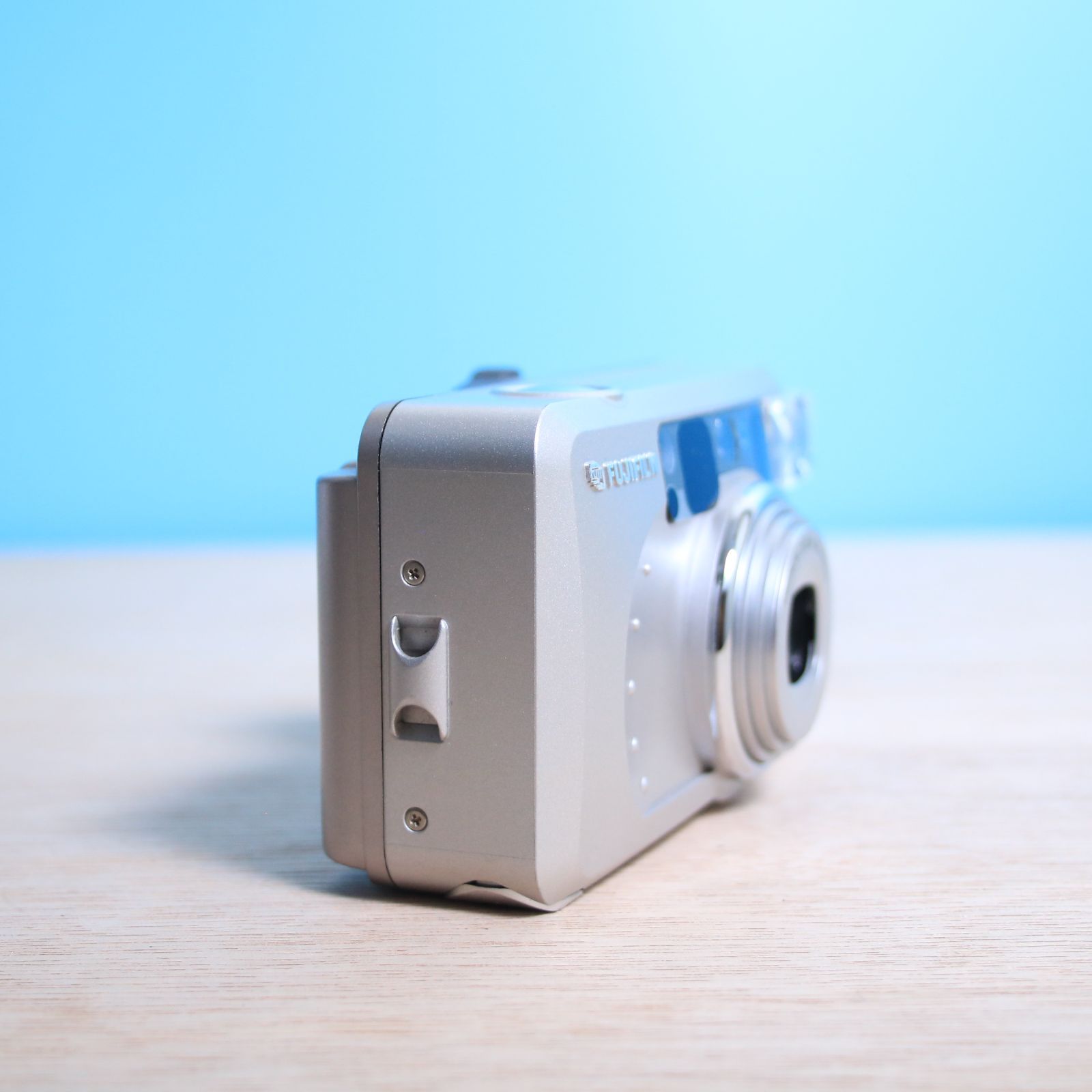 完動品❁美品 FUJIFILM 富士フィルム Zoom Date 115SR コンパクト