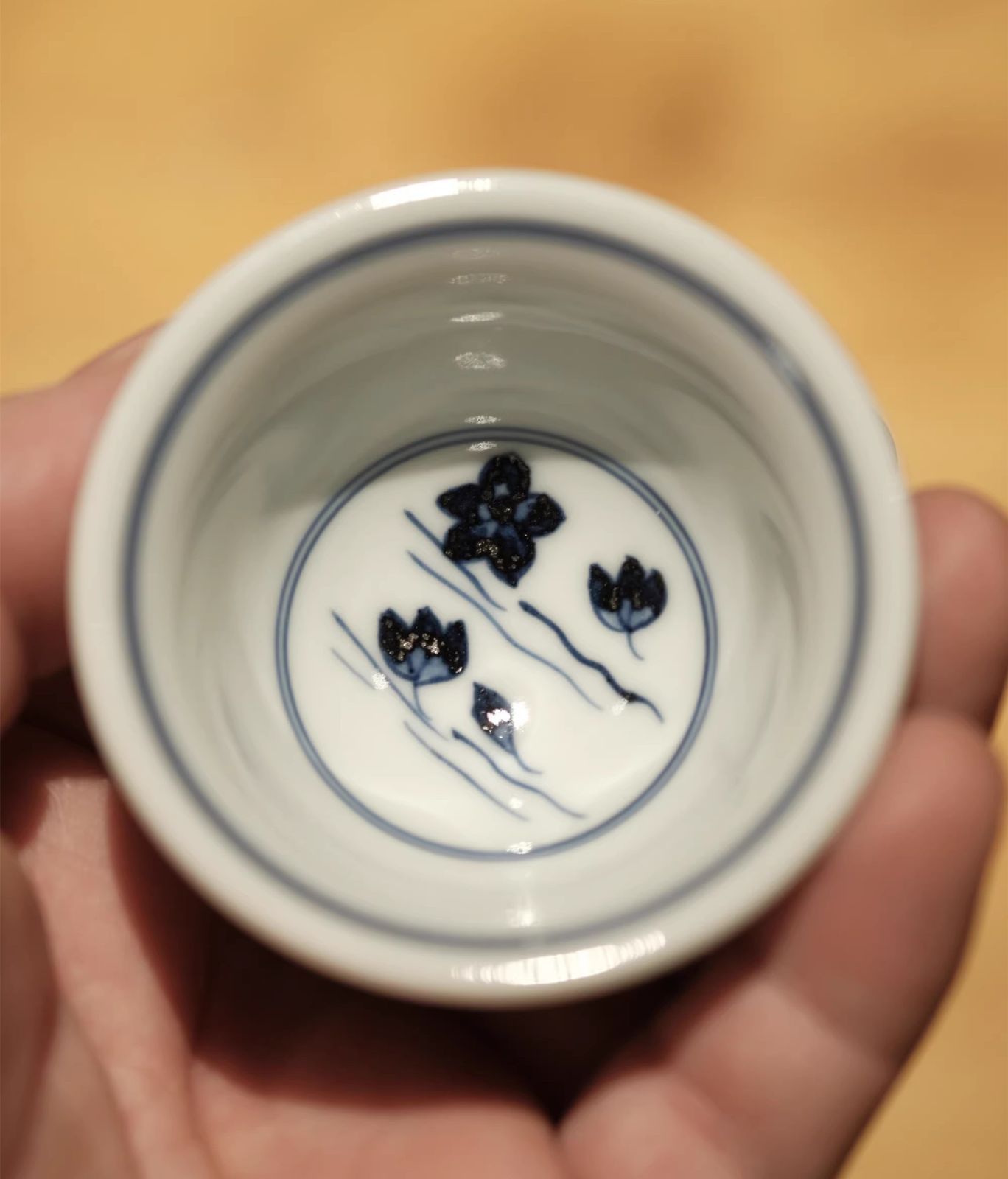 キッチン・食器 新品未使用 景徳鎮 陶磁 茶杯（ 桃の花とケツギョ）CJ447
