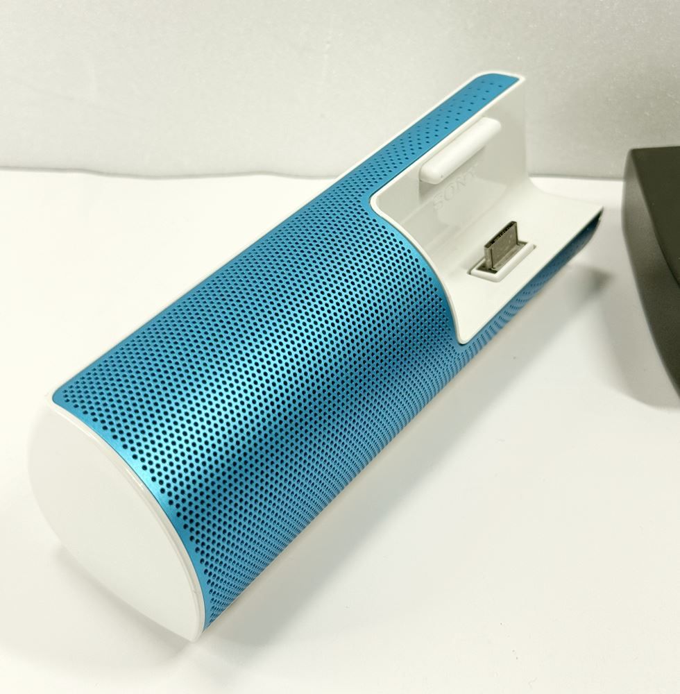 HY】【美品】SONY ソニー RDP-NWT19 ブルー ウォークマン用 ポータブル