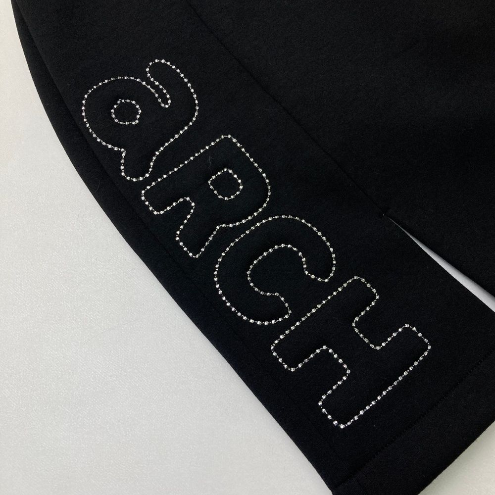 サイズ：38 ARCHIVIO アルチビオ 2023年モデル 裏地付き ロゴ刺繍入り