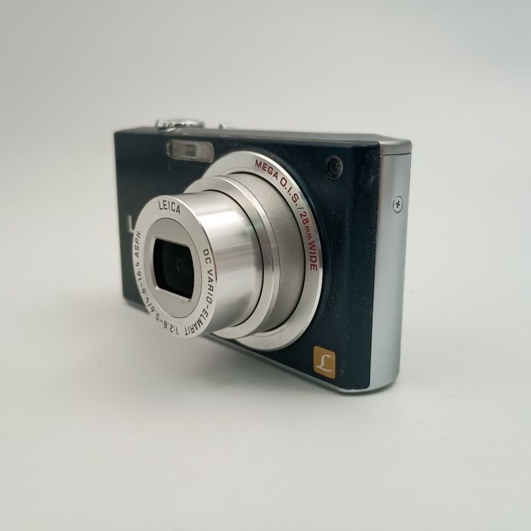 Panasonic DMC-FX33 コンパクトデジタルカメラ 概要 デジタルカメラ