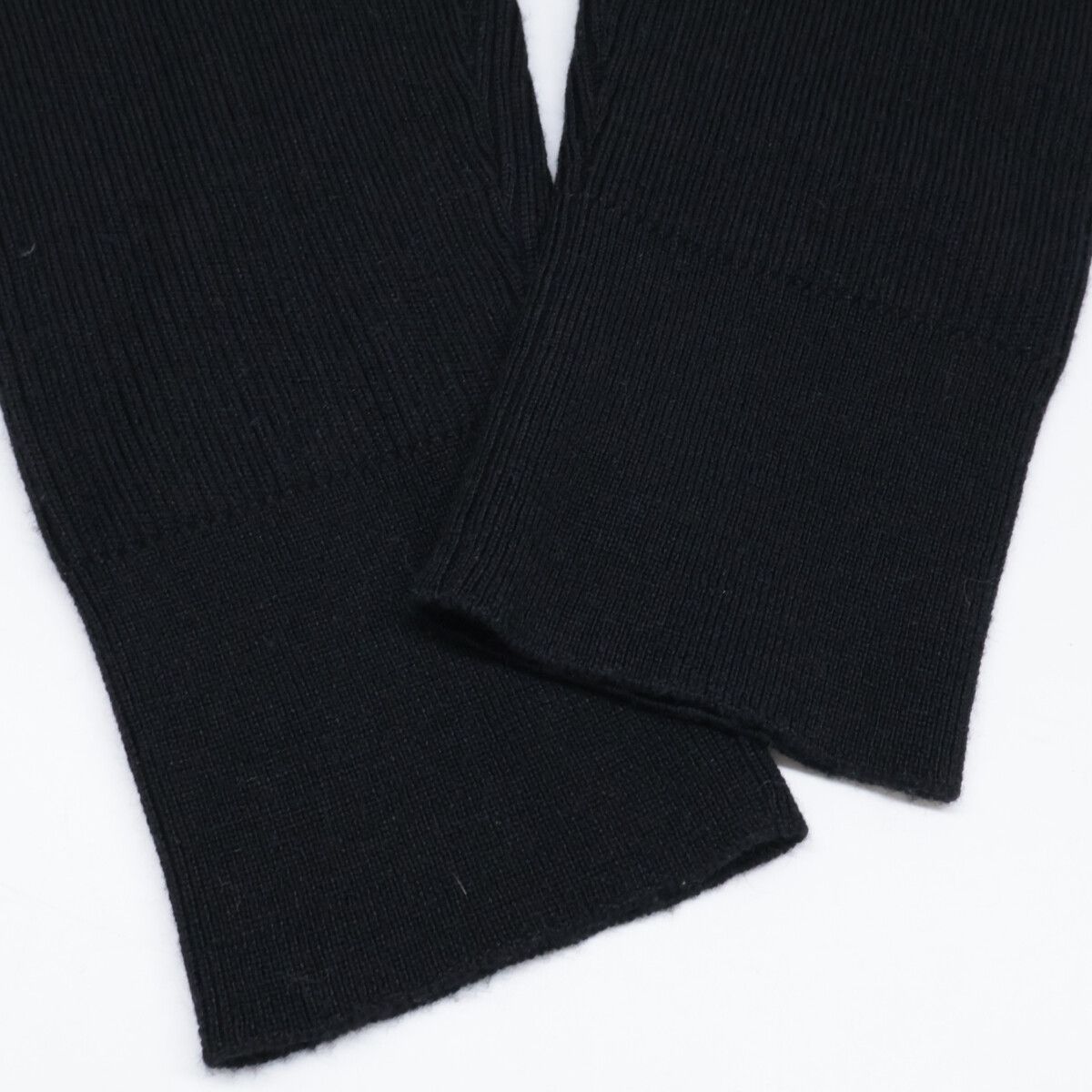 GUCCI グッチ ﾌﾞﾗｯｸ 114779 ｶｼﾐﾔ混 ﾀｰﾄﾙﾈｯｸﾆｯﾄ M - メルカリ