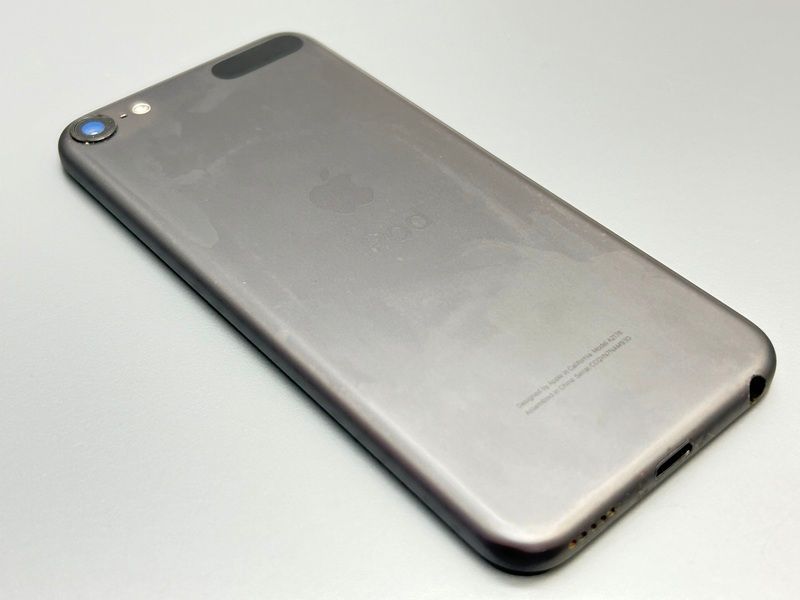 中古】iPod touch(第7世代) 32GB【美品 】 スペースグレイ