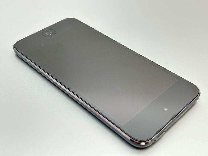 中古】iPod touch(第7世代) 32GB【美品 】 スペースグレイ