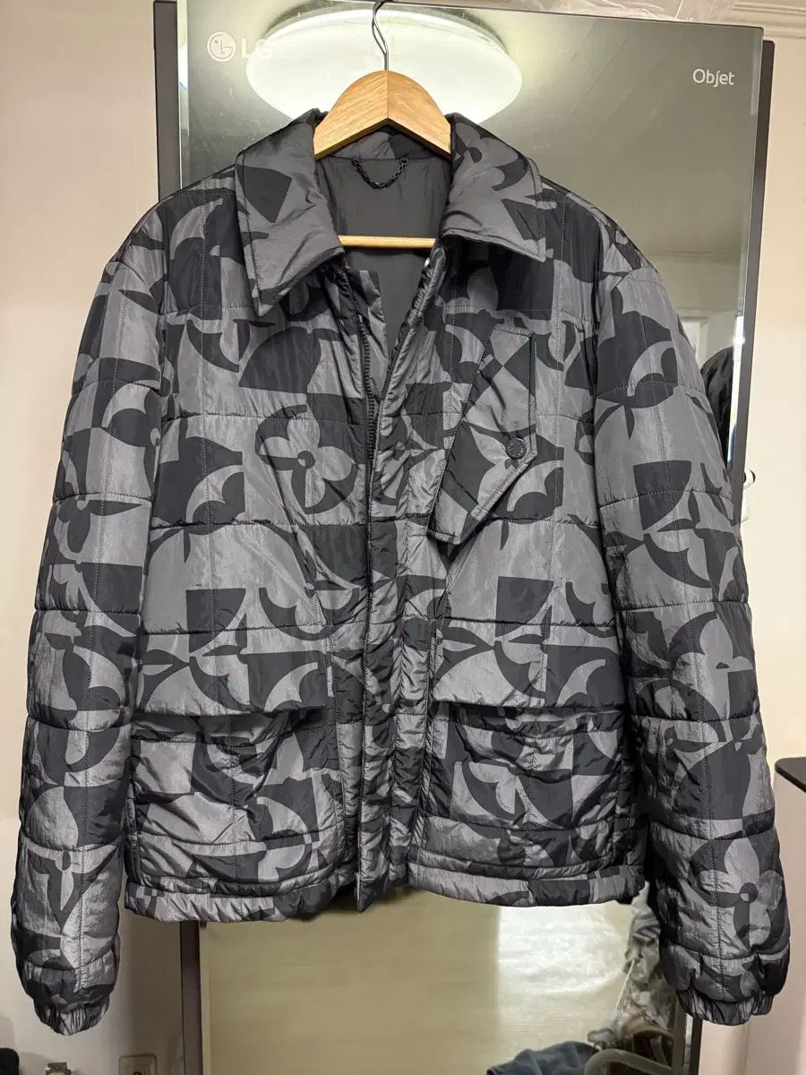 ルイヴィトン モノグラム フラワー キルティング ダウンジャケット 50