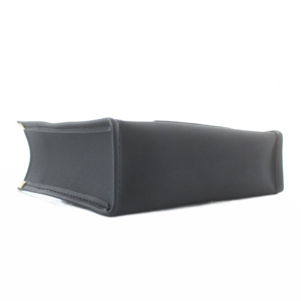 FENDI　フェンディ　ミニポーチ　ハンカチセット フェンディ FENDI ハンドバッグ ポーチ ミニ ハンカチ 2点セット ロゴ