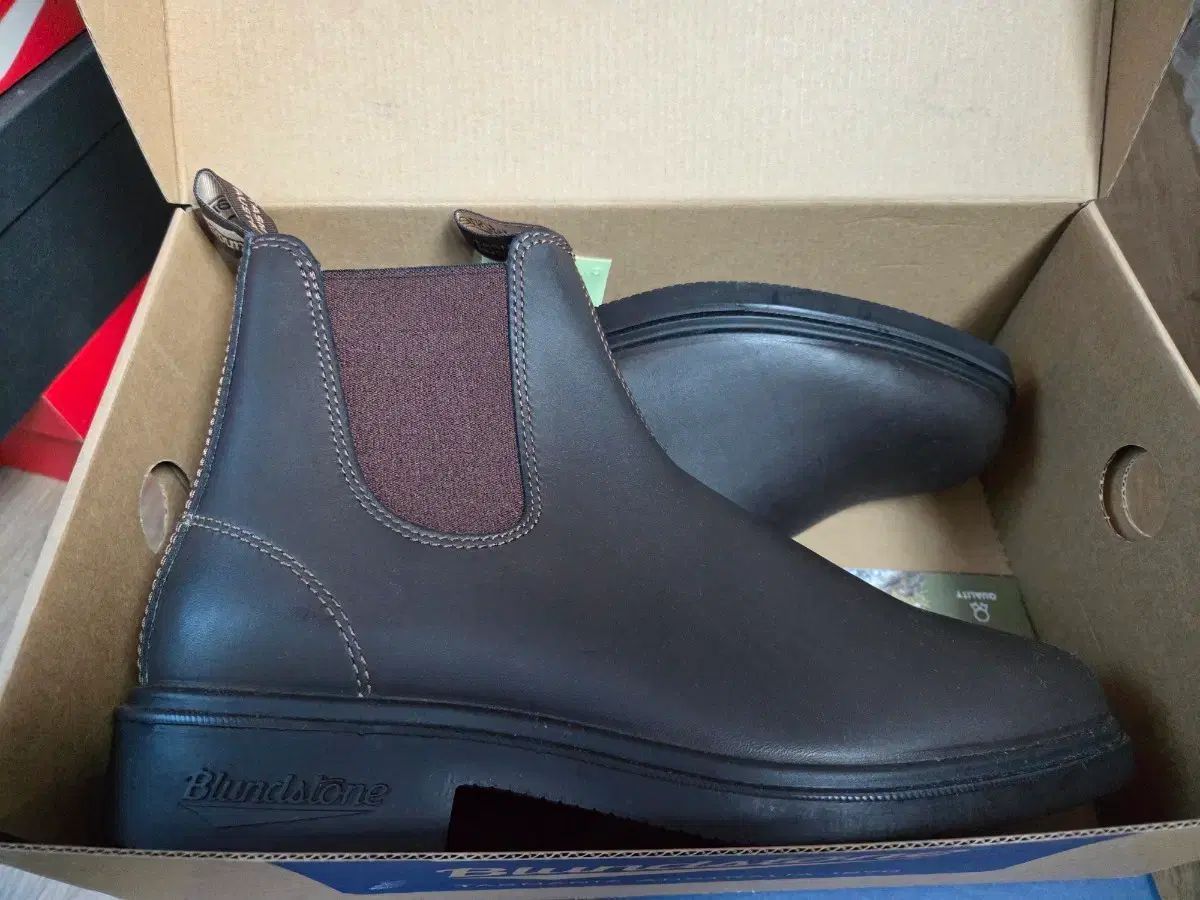 Blundstone(ブランドストーン) 062 スタウトブラウン UK9 - メルカリ