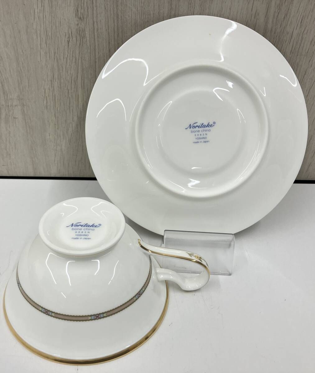 花柄 カップ＆ソーサー