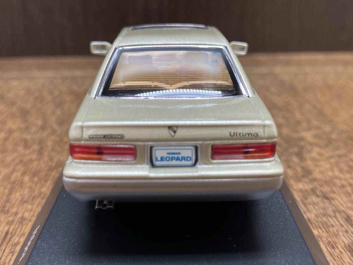 京商 1/43 日産レパード アルティマ V30 ツインカムターボ (F31) 1988