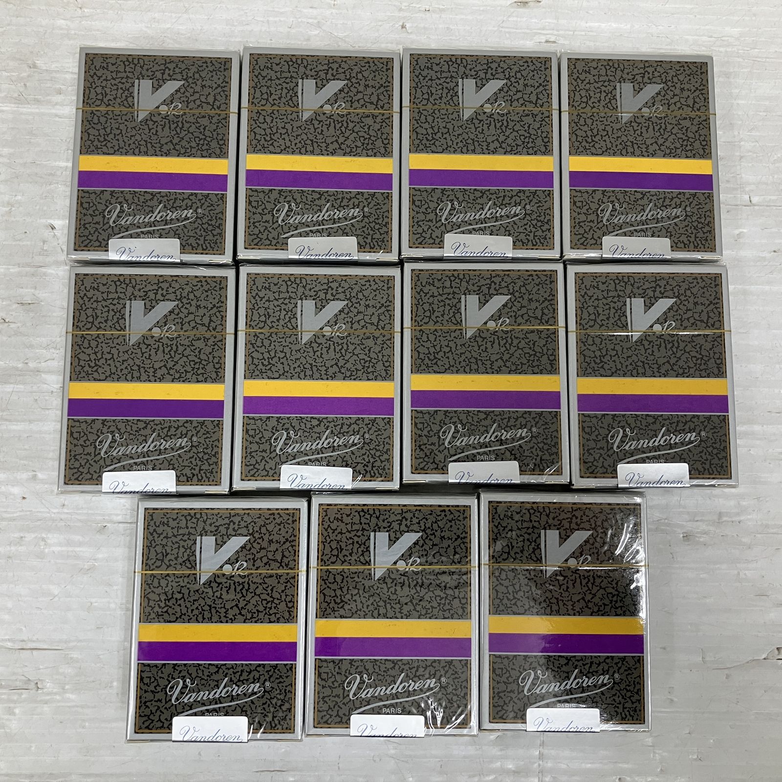 Vandoren V12 銀箱 Si♭ B♭ 硬度3 1/2 クラリネット用 リード CR1935 10枚入り 11箱セット 未開封 O10821891