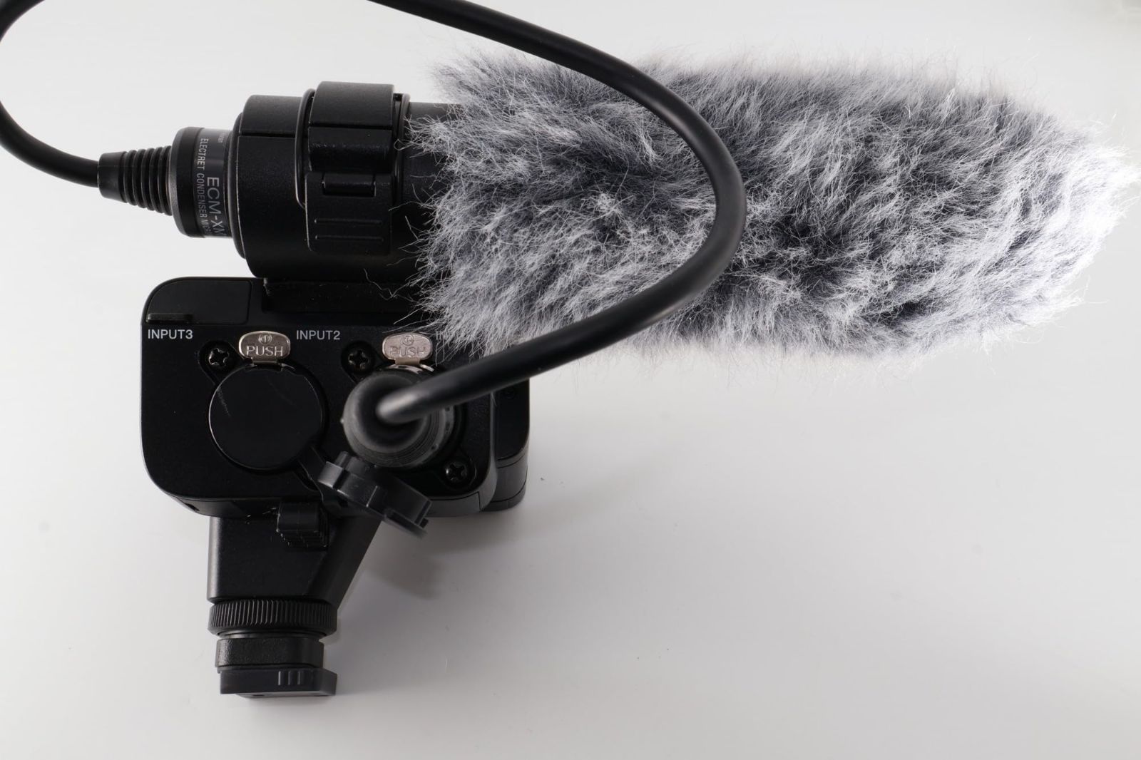 SONYカメラ用マイクXLRアダプターキットウインドスクリーン付属XLR-K3M Amazon.co.jp: SONY(ソニー) カメラ用マイク XLRアダプターキット 単一