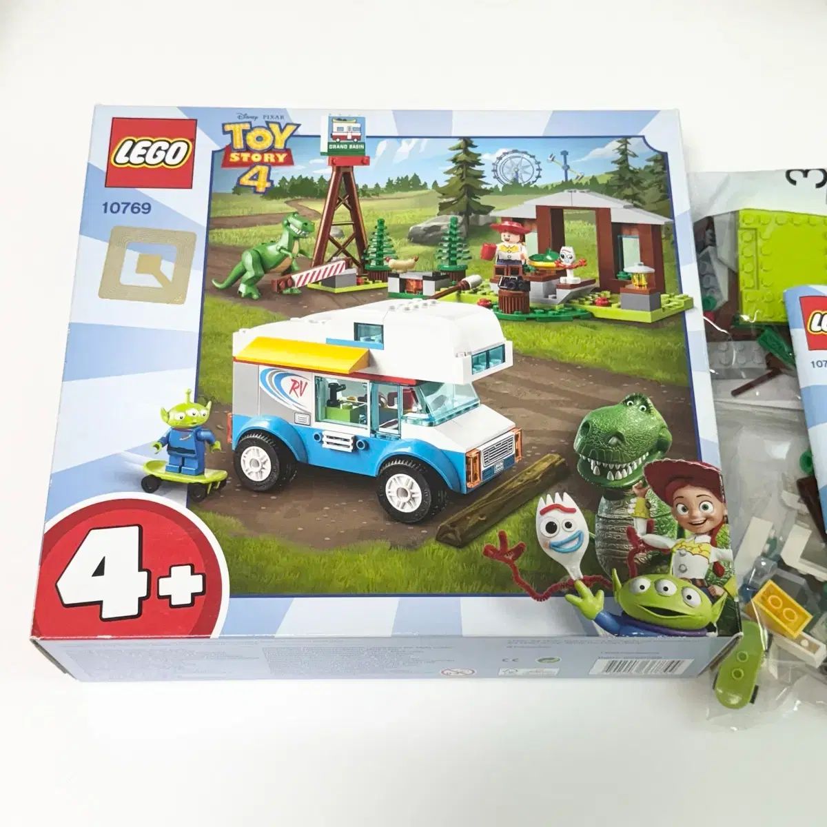 リー トイストーリー キャンピングカー リーゴ 10769