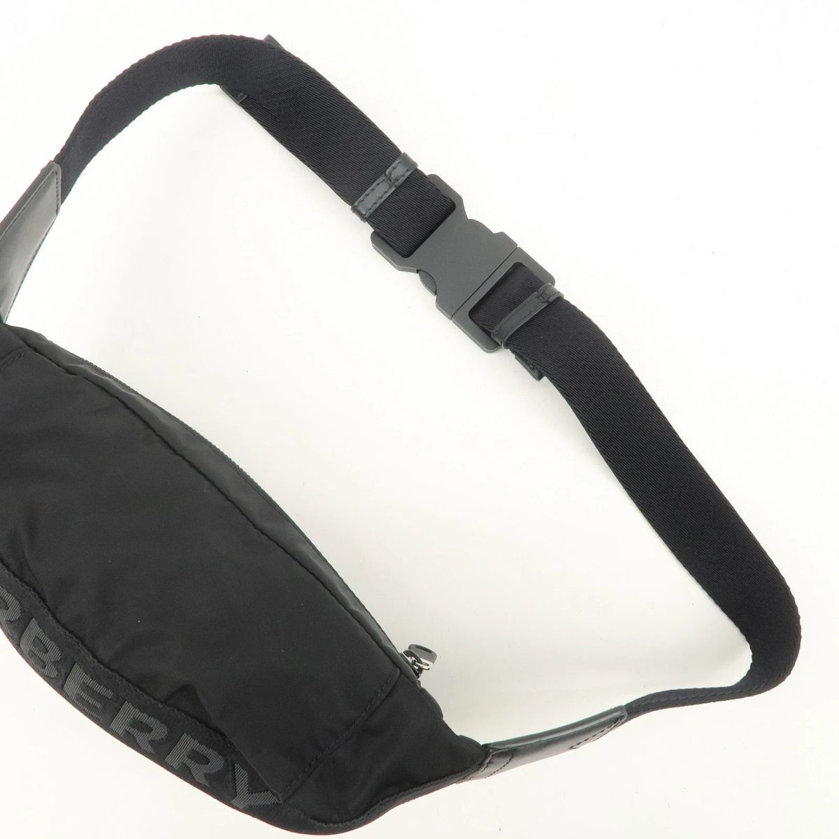 美品】BURBERRY バーバリー ノバ チェック ナイロン ウエストバッグ