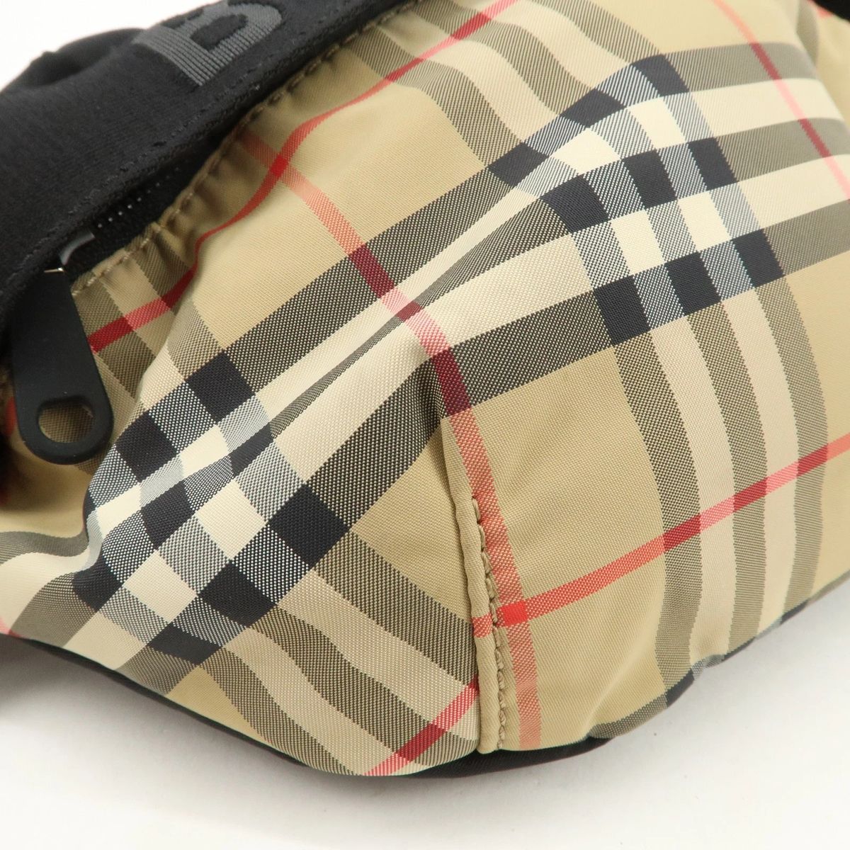 美品】BURBERRY バーバリー ノバ チェック ナイロン ウエストバッグ