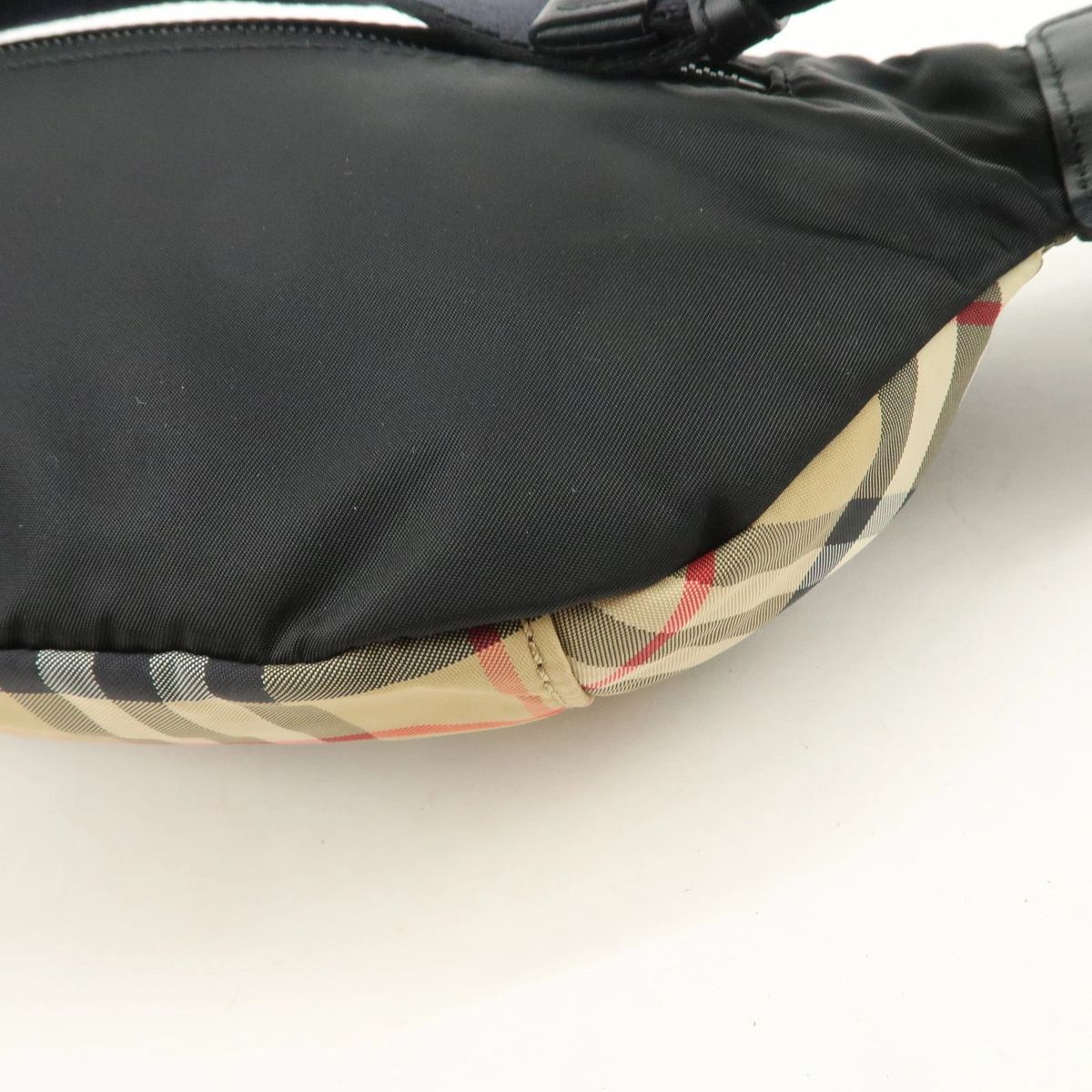 美品】BURBERRY バーバリー ノバ チェック ナイロン ウエストバッグ