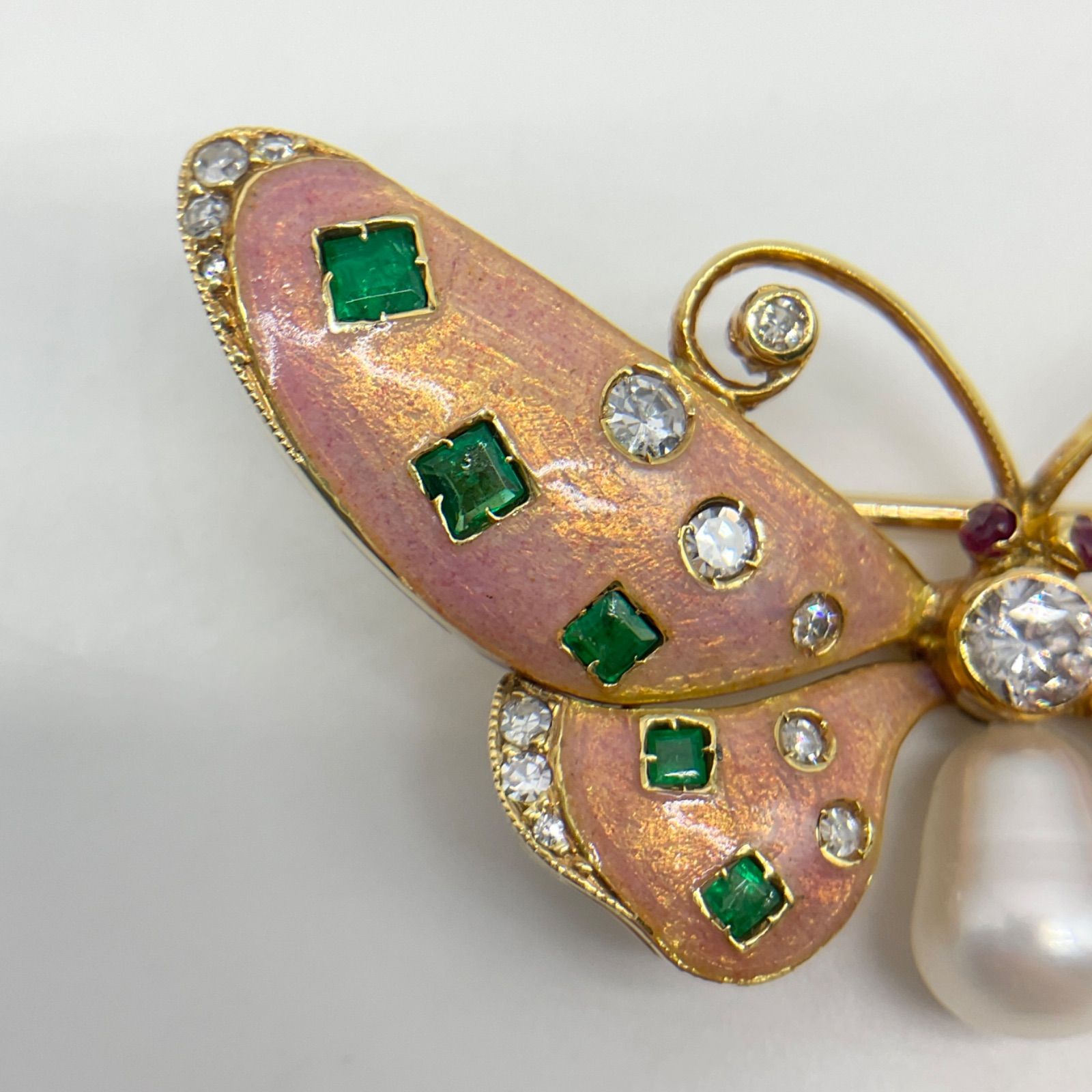 K18 蝶々 ブローチ ねじ式 バタフライ アンティーク ヴィンテージ 昭和