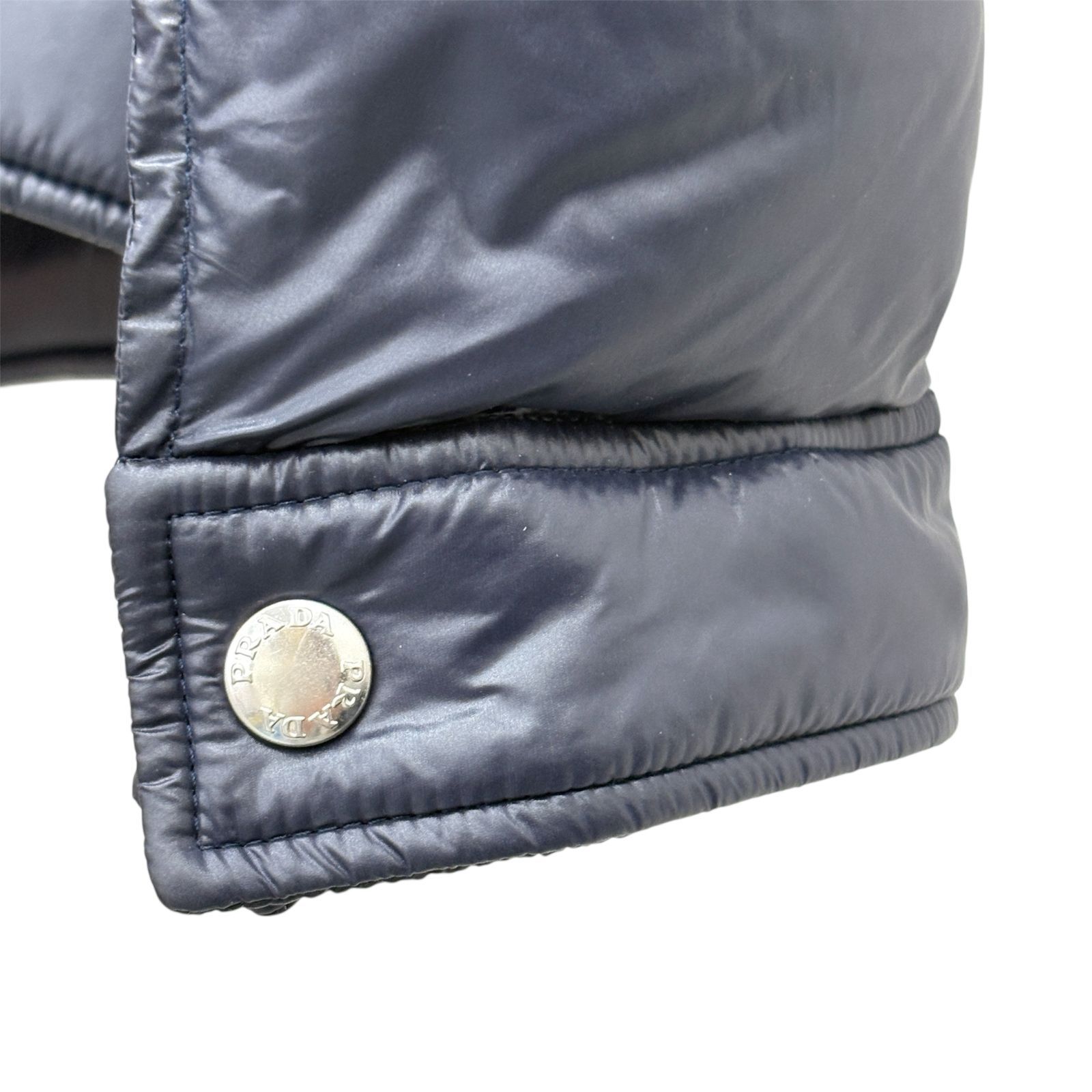 プラダ PRADA】ダウンジャケット ブルゾン トライアングルロゴ 三角