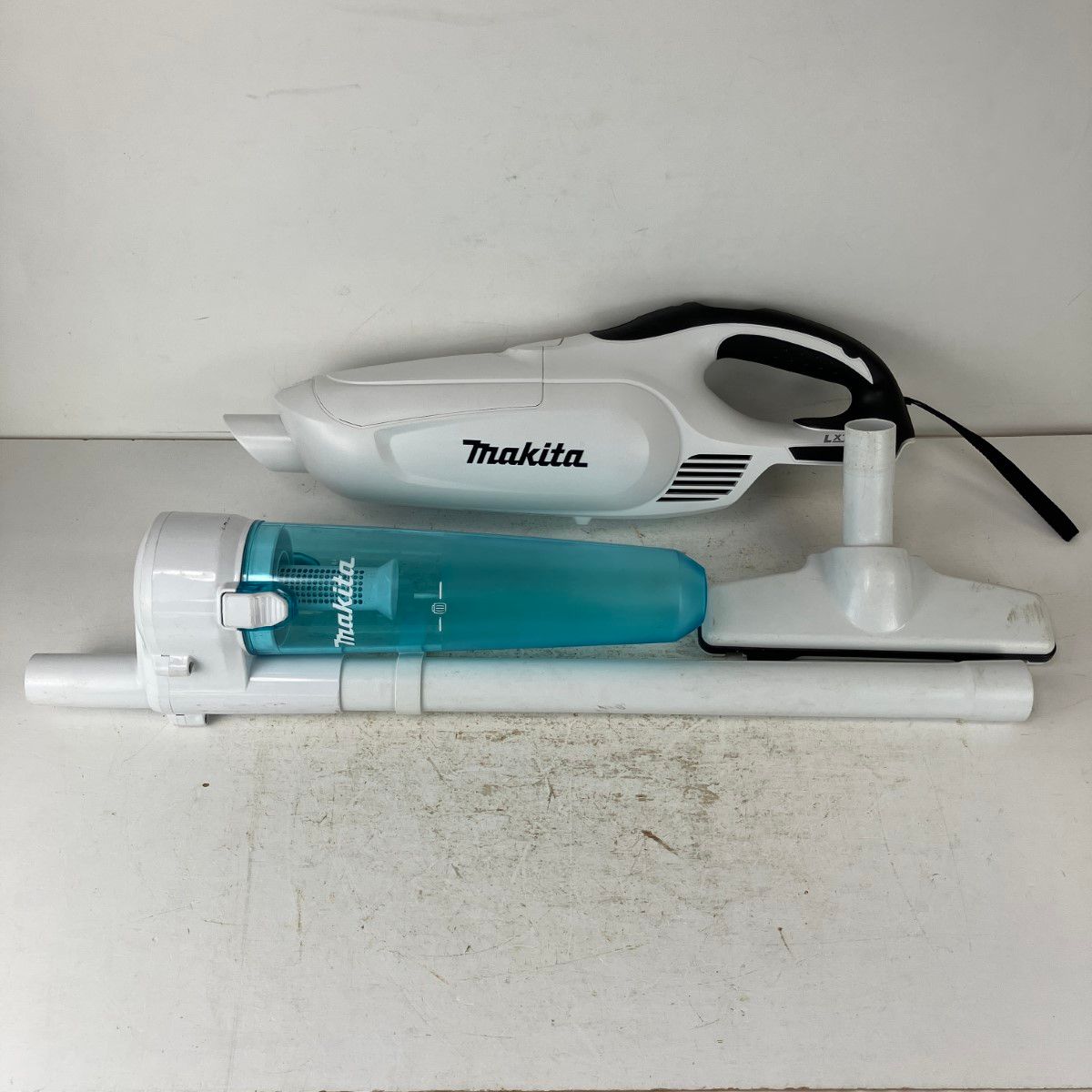 マキタ14.4V充電式クリーナCL142FD バッテリー、急速充電器