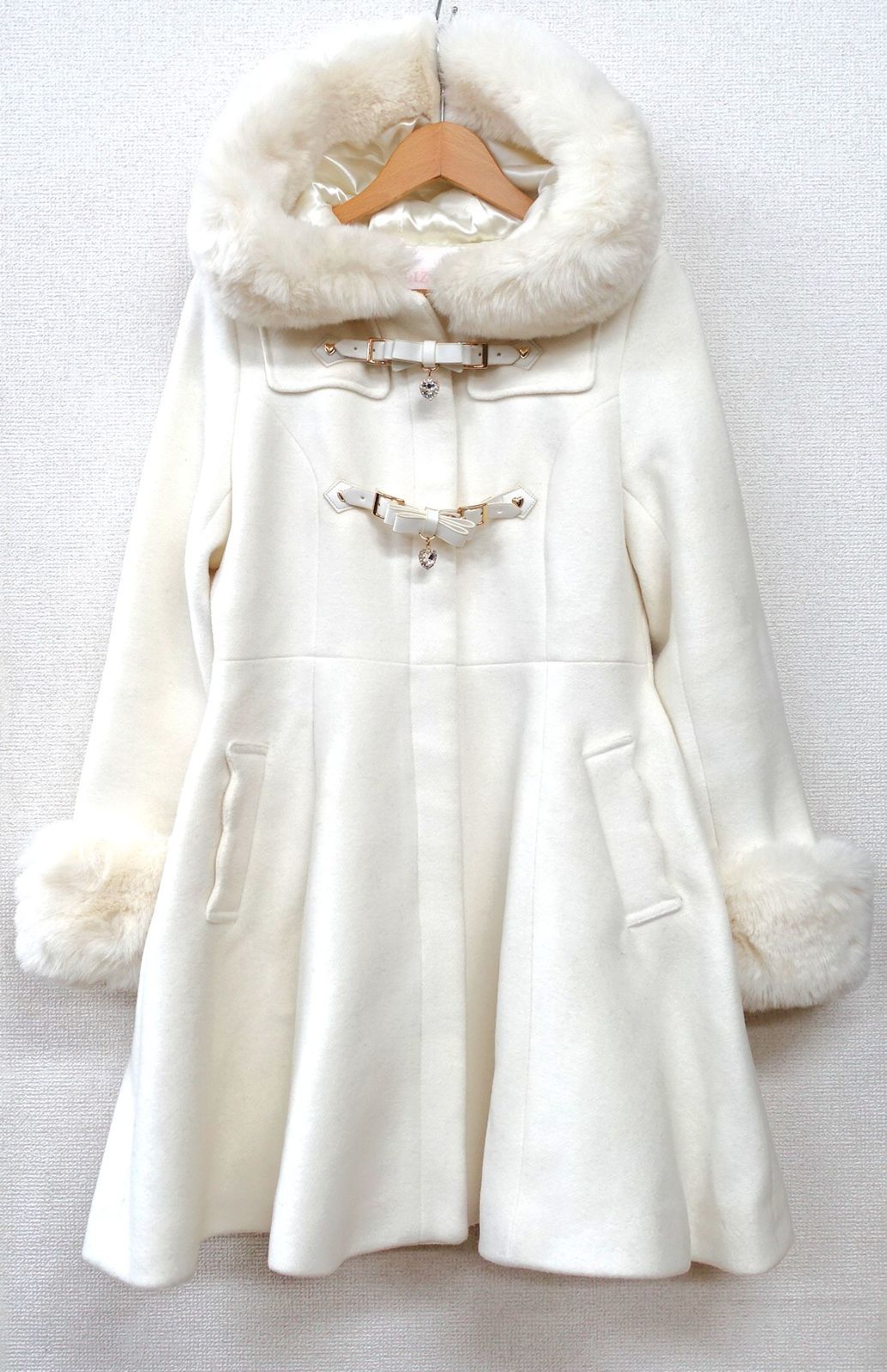 LIZ LISA リボンベルトフードコート Fサイズ ホワイト 白 ハート