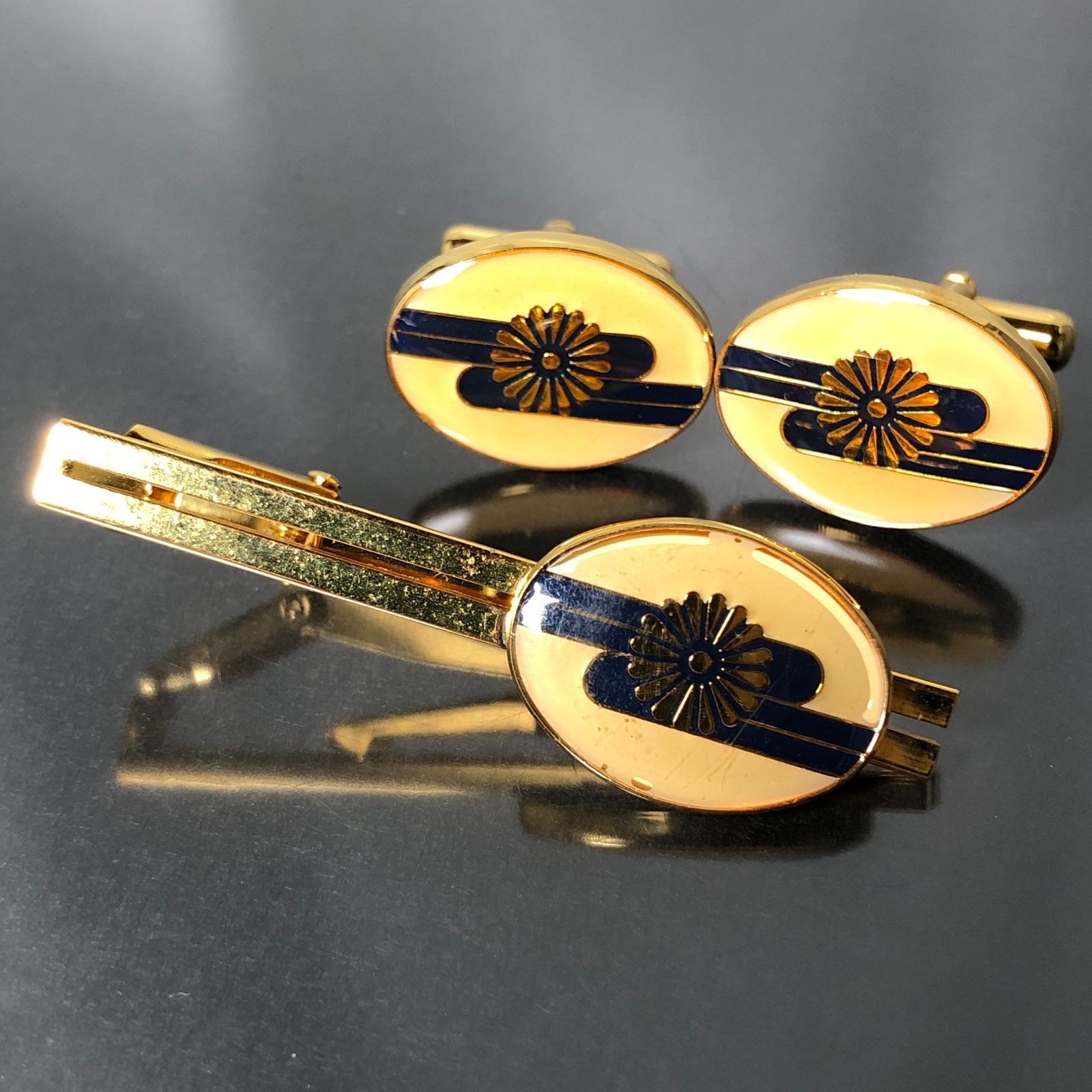 平成3年 天皇皇后両陛下 東南アジア御訪問警備記念】ネクタイピン