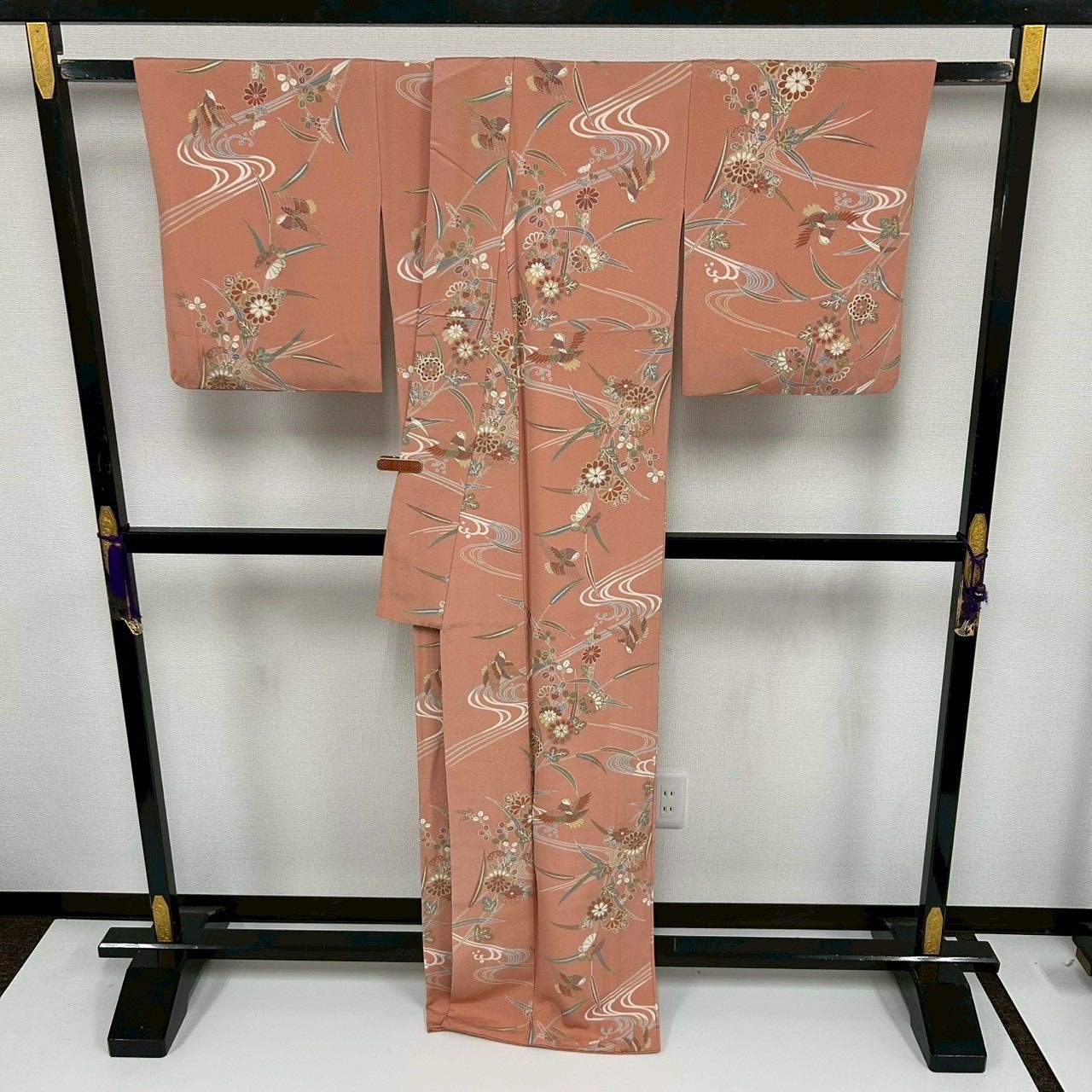 小紋 裄68 縮緬 流水に鳥 上品な染め 正絹 着物 MK-3087 - メルカリ