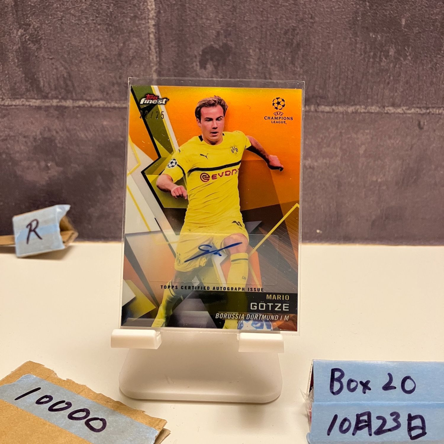 2017 18 Topps Finest UEFA Champions League Mario Gotze 22 25 直筆サインカード Borussia Dortmund Orange Refractor カード