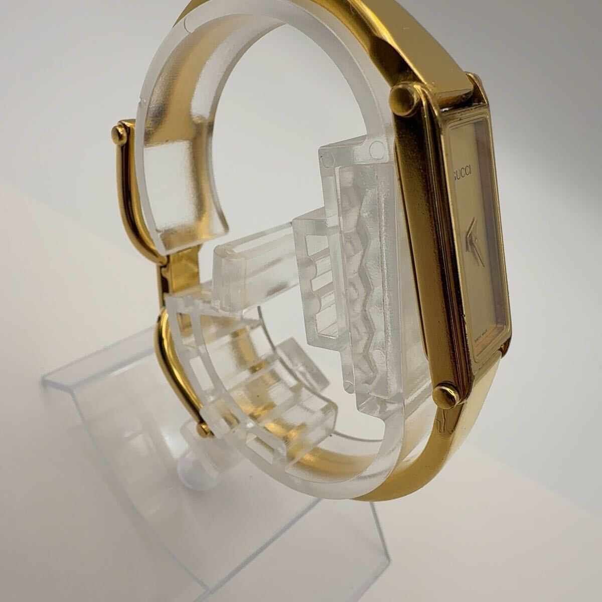 GUCCI グッチ 1500 レディース ゴールド 腕時計 / Wristwatch 稼働品