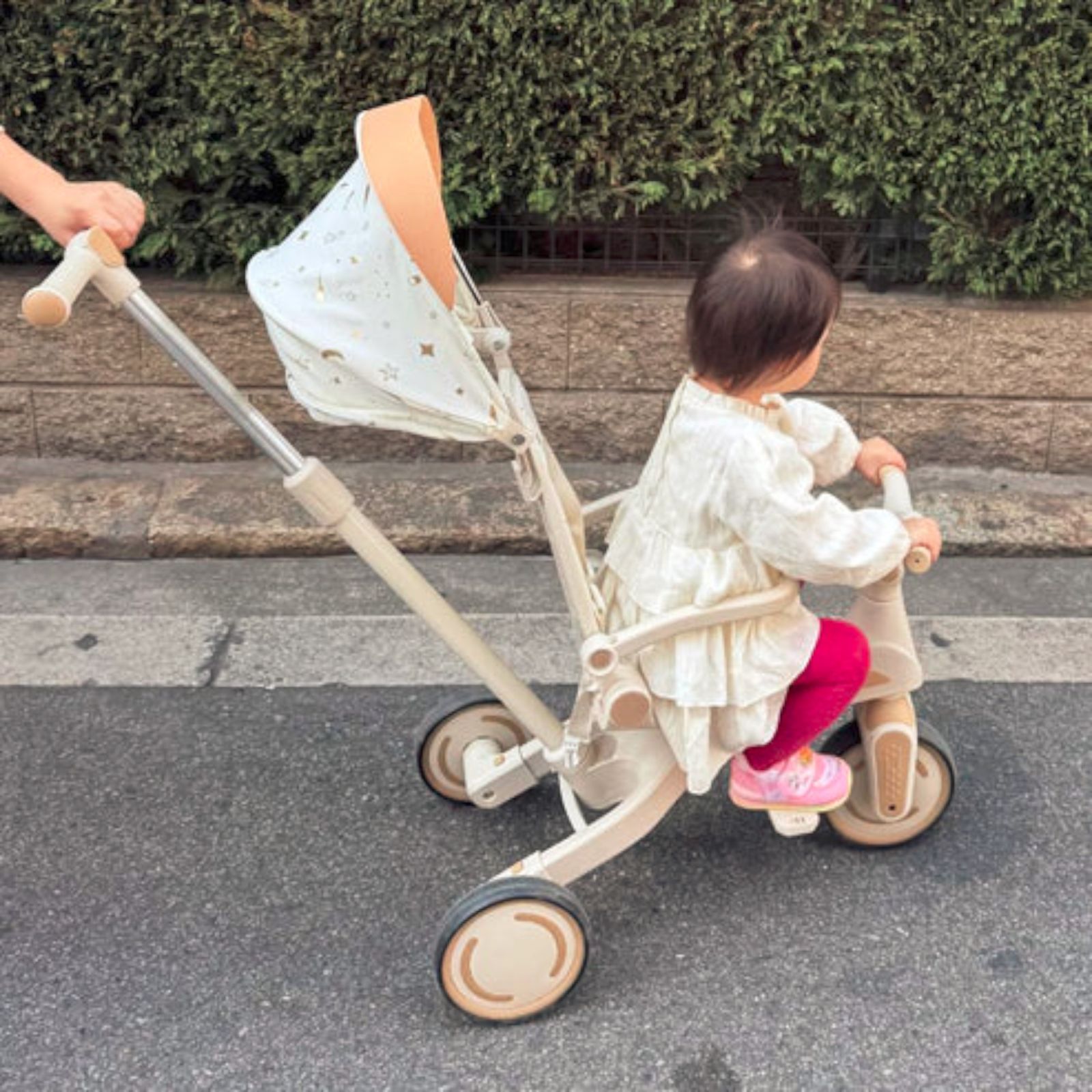 新品＊三輪車 手押し棒付き折りたたみ 7in1子供用 キッズバイク　イエロー 2646 三輪車 イエロー 2歳 手押し棒付き 折りたたみ 1歳 3歳 子供用