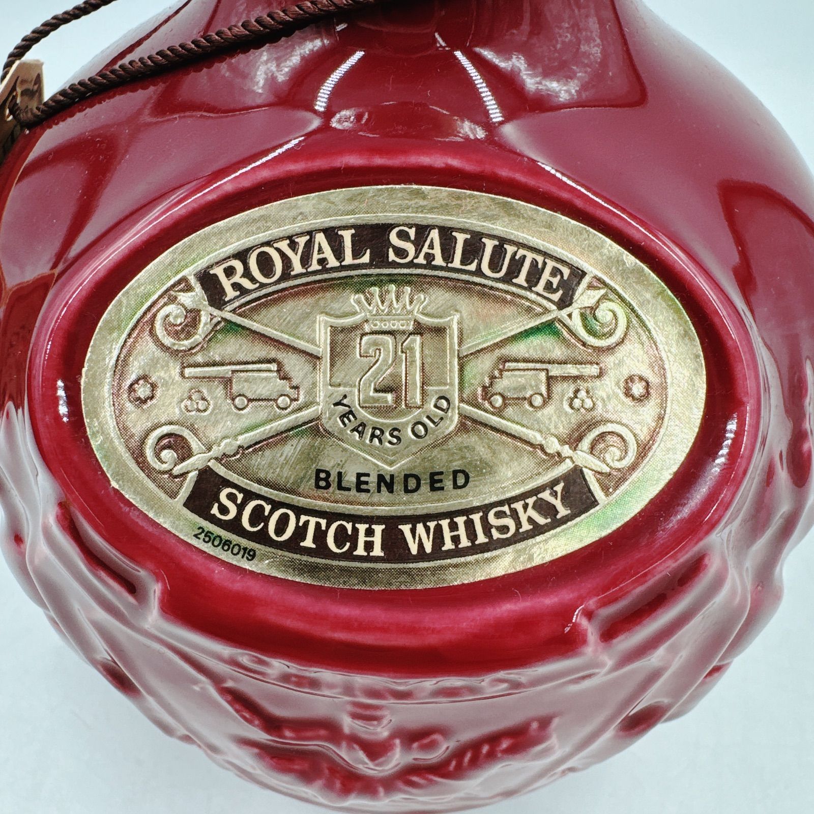 ロイヤルサルート21年 赤 1000ml 古酒 未開栓 - メルカリ