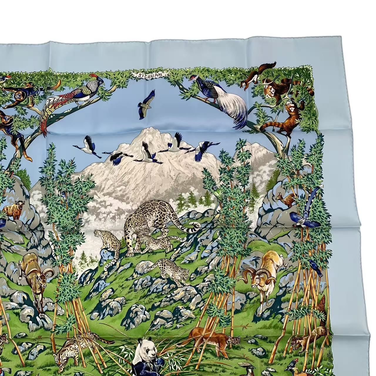 新品同様 HERMES エルメス スカーフ カレ90 シルク SICHUAN 四川省