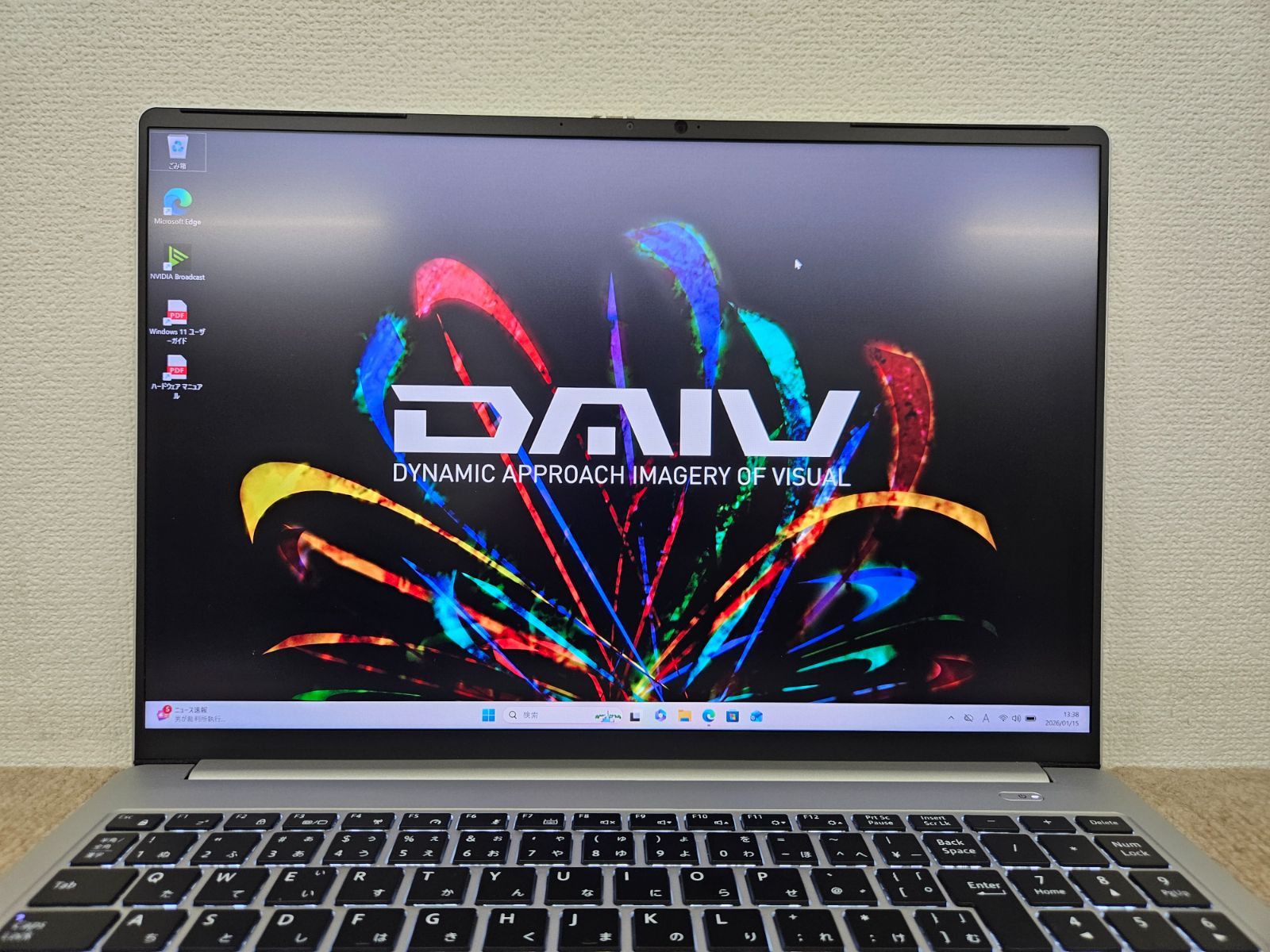 超美品 RTX4060搭載 Mouse DAIV Z6 Intel Core i7-13700H 32GBメモリ M