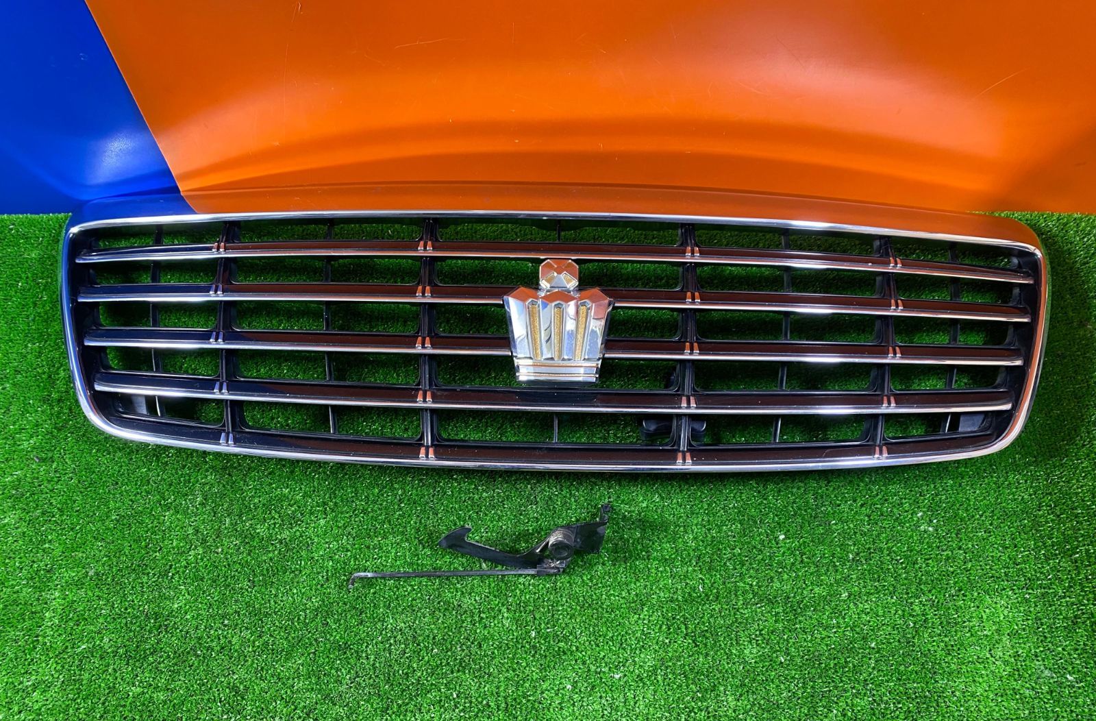 ZT-3469] 純正トヨタ クラウンロイヤルサルーン GRS183 H16年 フロント