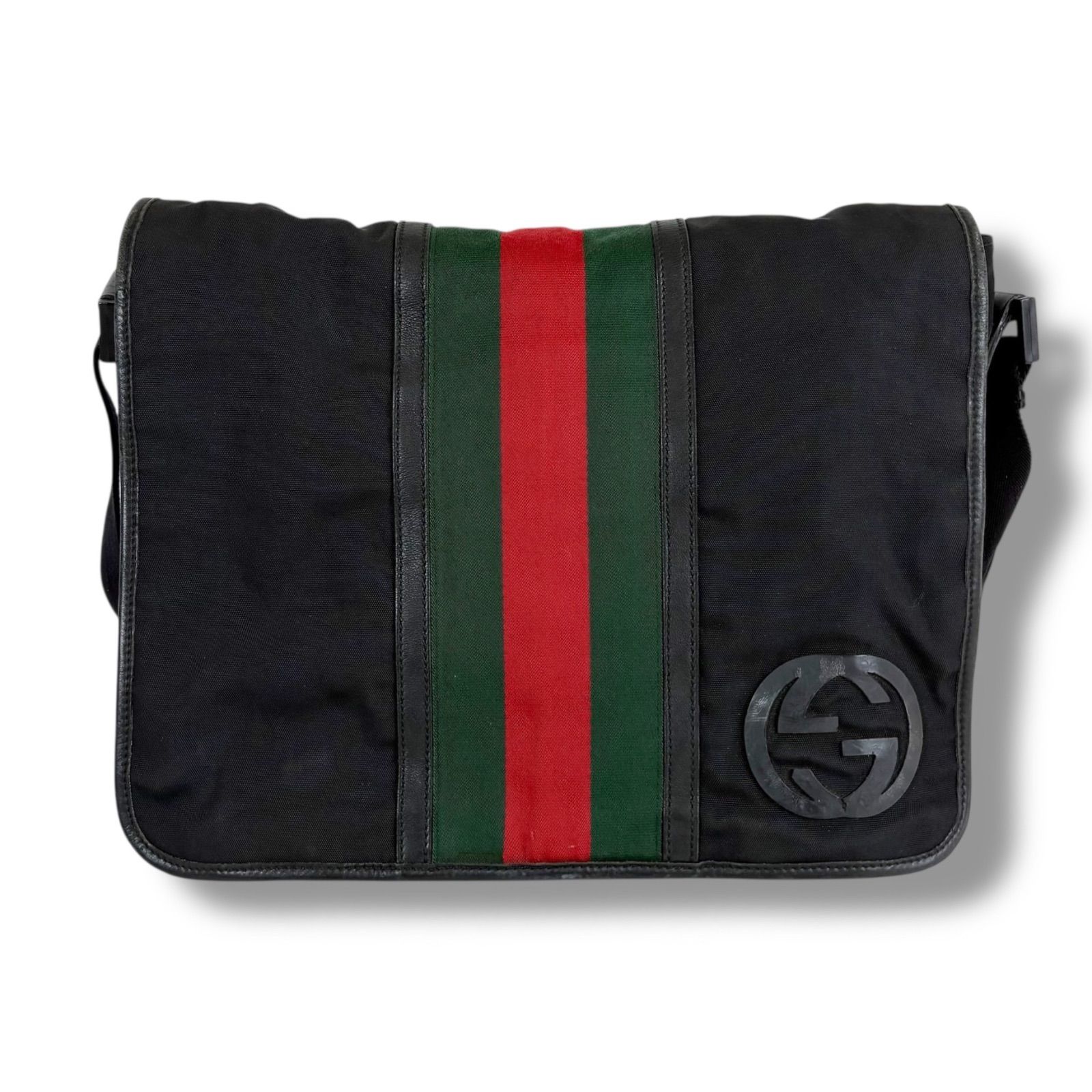 【大容量】GUCCI メッセンジャーバッグ GGキャンバス シェリーライン 黒 グッチ GUCCI シェリーライン クロスボディバッグ メッセンジャー