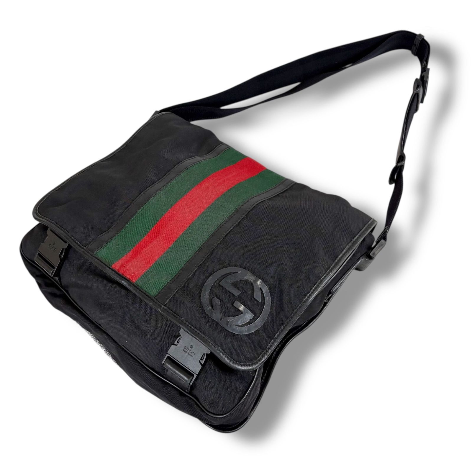 グッチ　GUCCI シェリーライン　メッセンジャーバッグ GUCCI GGスプリーム シェリーライン メッセンジャーバッグ | Re-Luxe