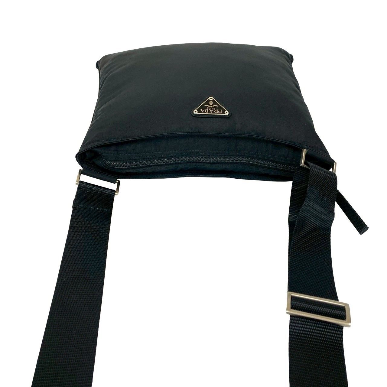 極 美品 希少品 PRADA プラダ 三角ロゴ トライアングルロゴ 金具