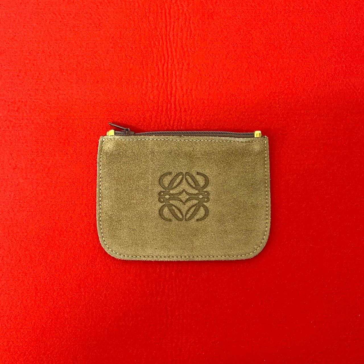 【美品】LOEWE ロエベ レザー ケース アナグラム スウェード 箱付 極 美品 LOEWE ロエベ アナグラム 型押し ロゴ スウェード レザー 本革