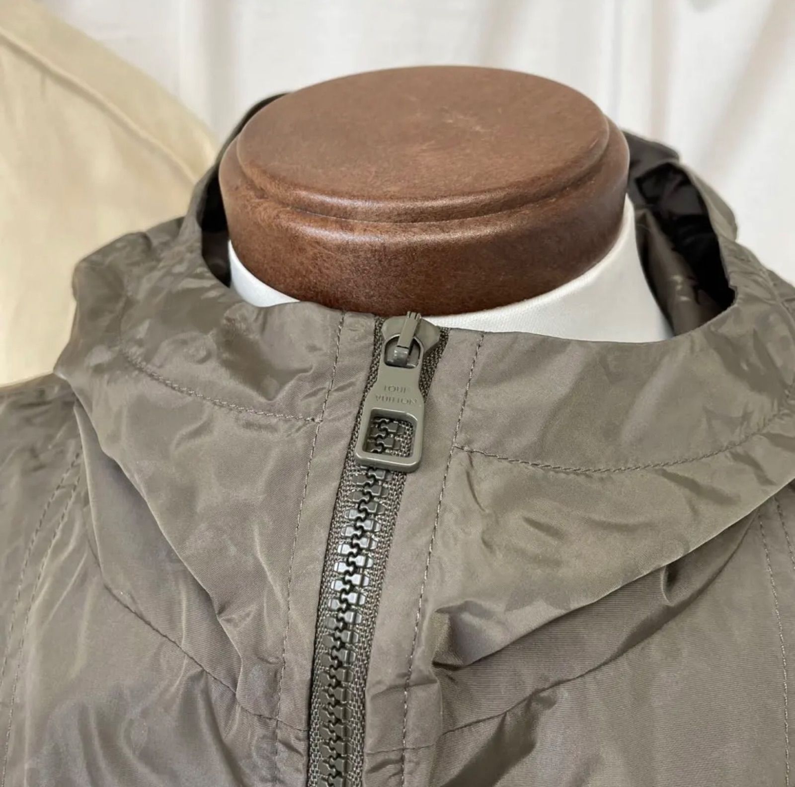 LOUIS VUITTON ルイヴィトン ミッドレングス モノグラムウィンド