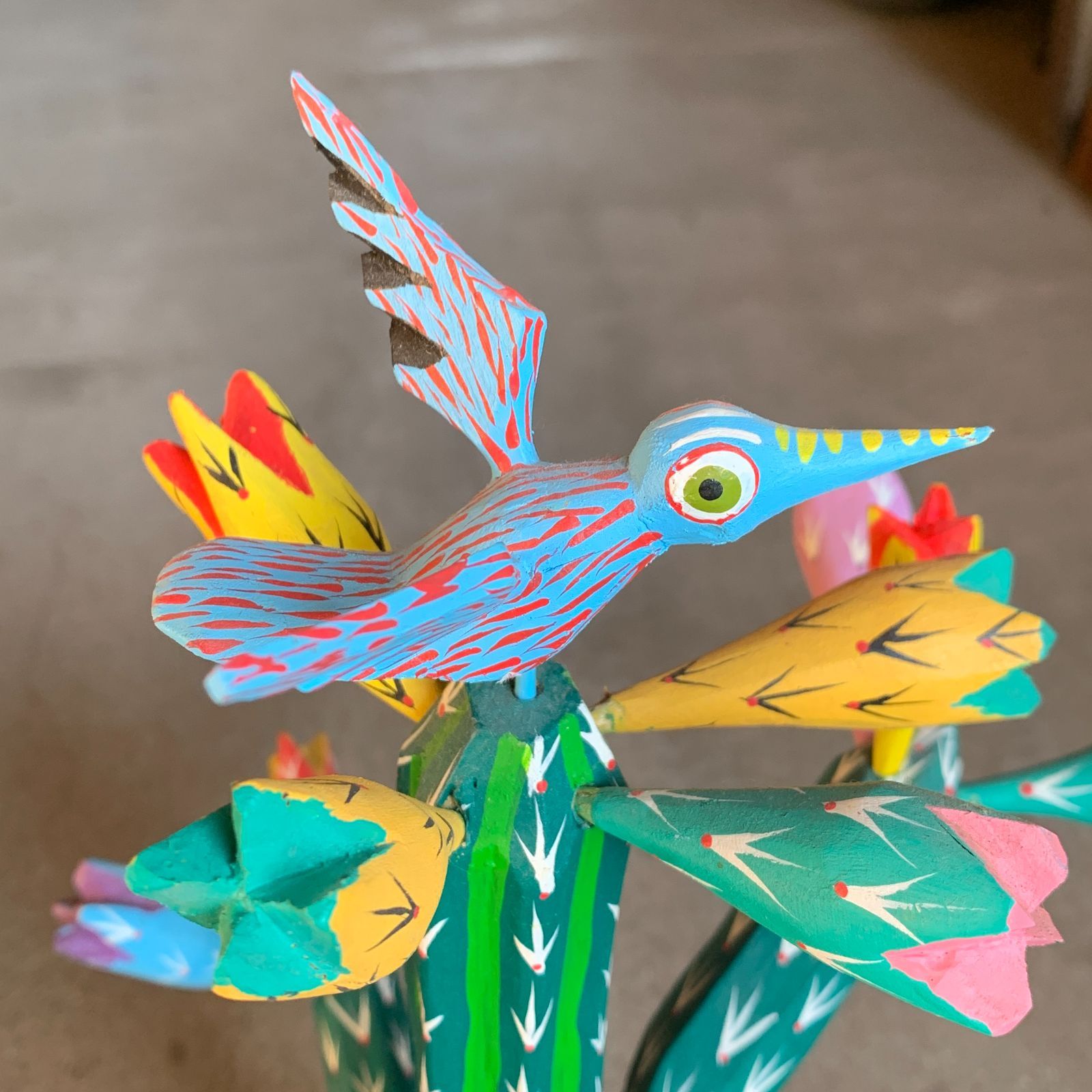 メキシコ フォークアート アレブリヘ 木彫り サボテン ハチドリ