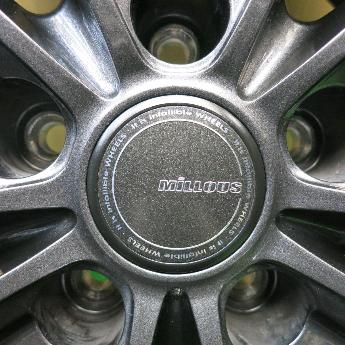 バリ溝！キレイ！9.5分☆スタッドレス 225/65R17 ヨコハマ アイス