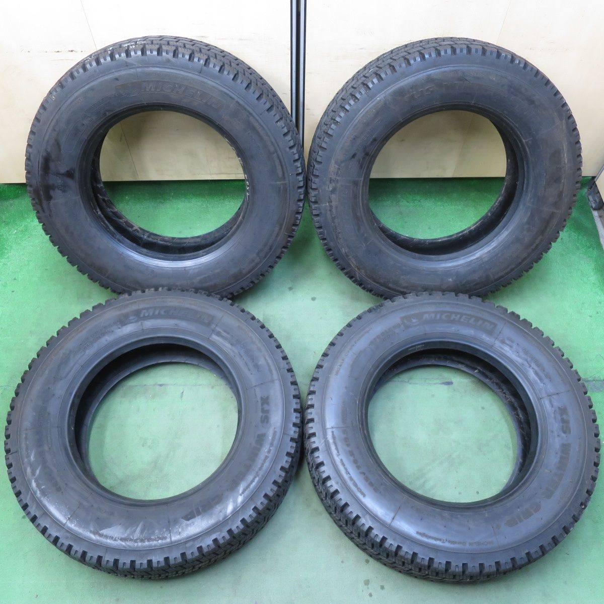 【取引中】19年製9分山 バリ溝スタッドレス 155/65r13 2026年最新】Yahoo!オークション -バリ山スタッドレスタイヤの中古品